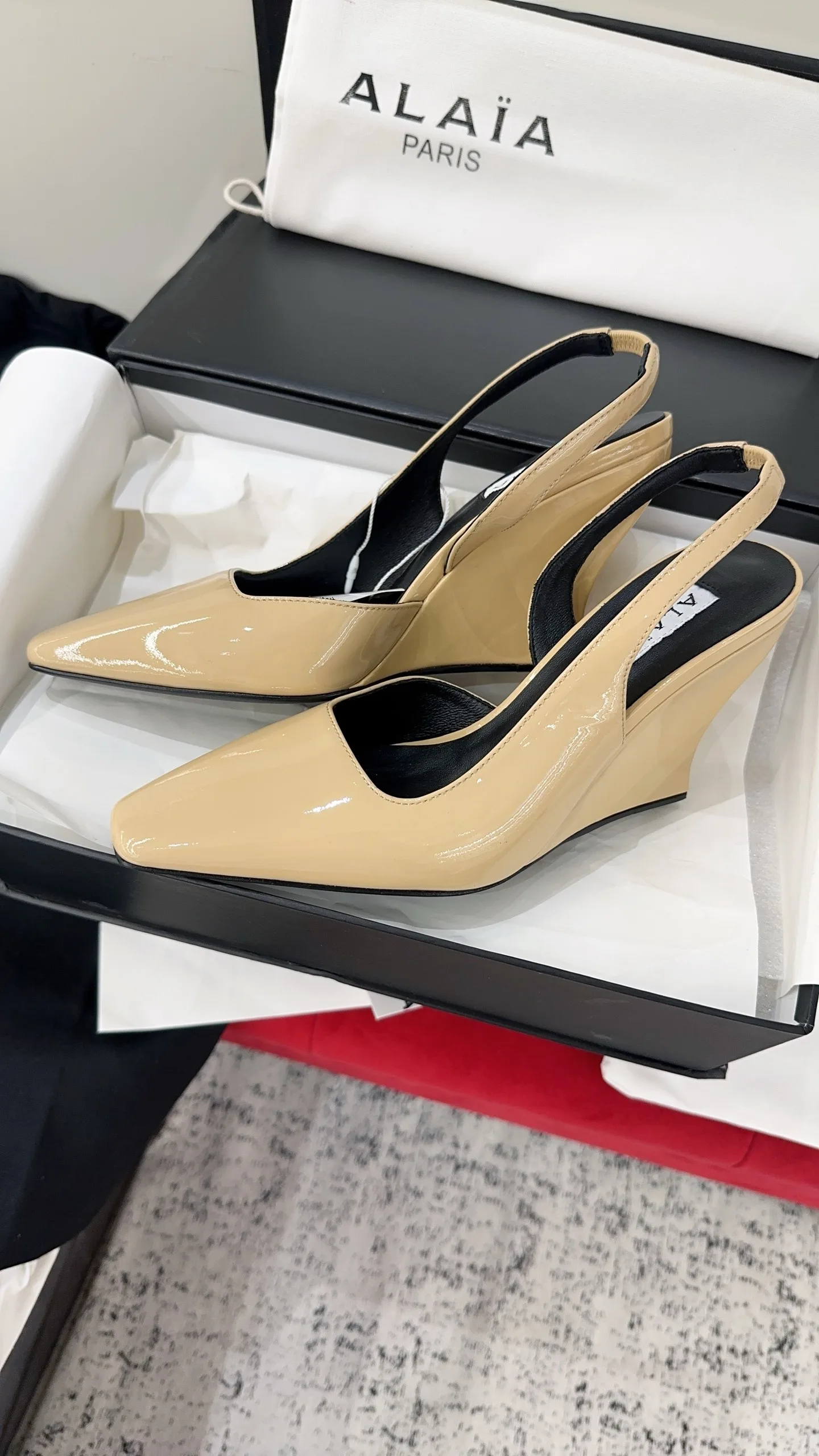 ALAIA 27FW WAUSUNH 006 구두 4