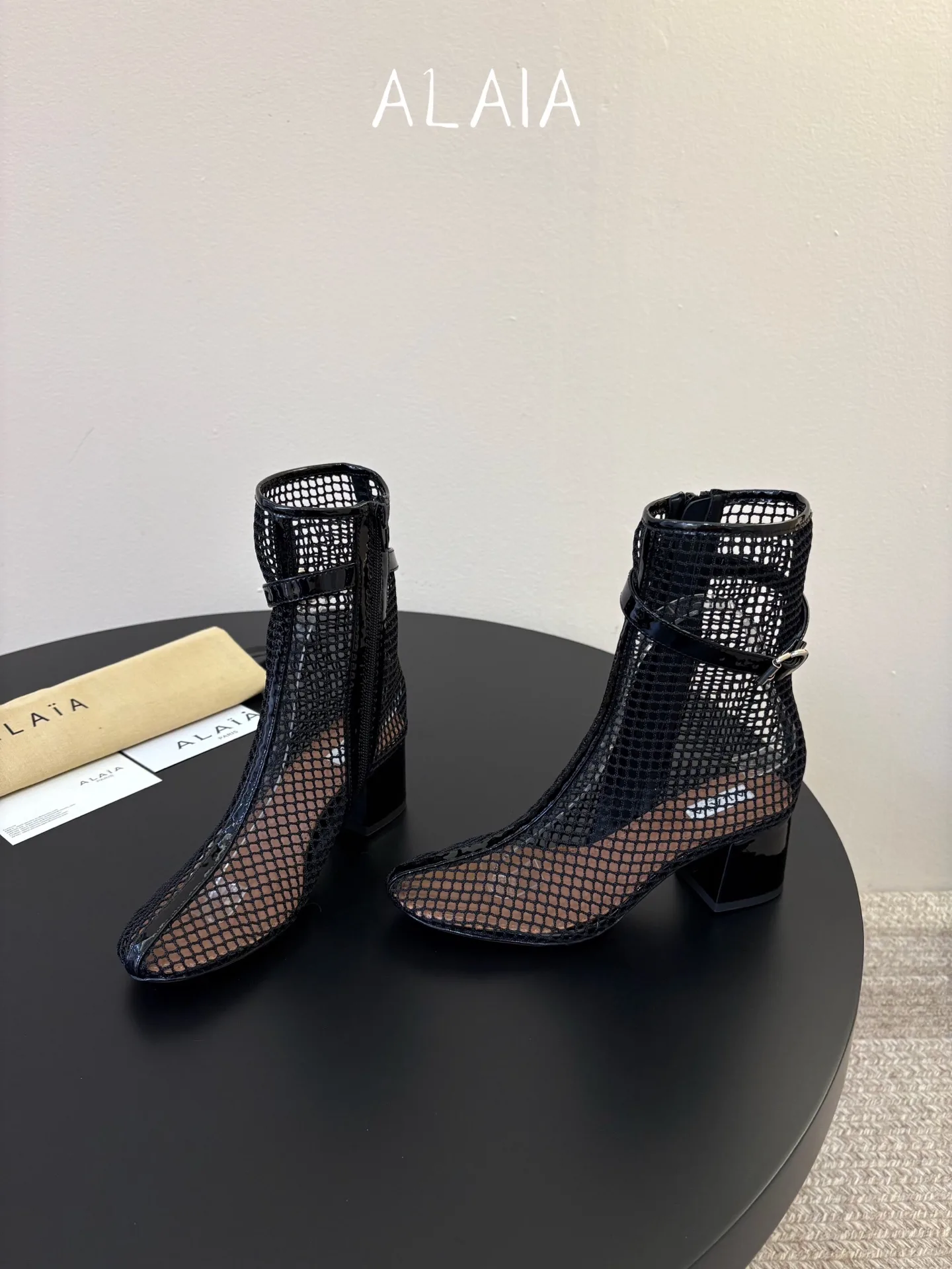 ALAIA 27FW WAUSUNH 009 구두 3