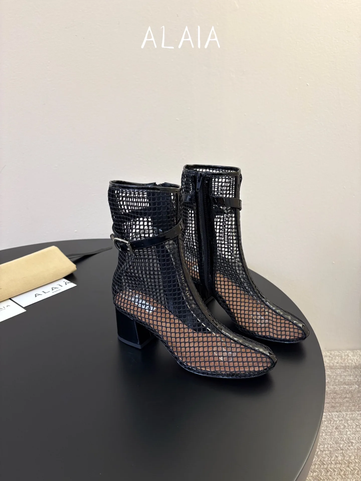 ALAIA 27FW WAUSUNH 009 구두 4
