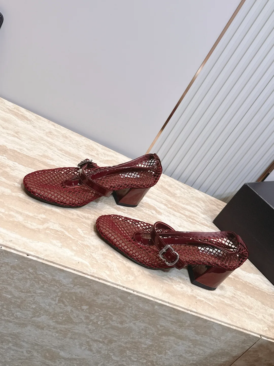 ALAIA 27FW WAUSUNH 011 구두