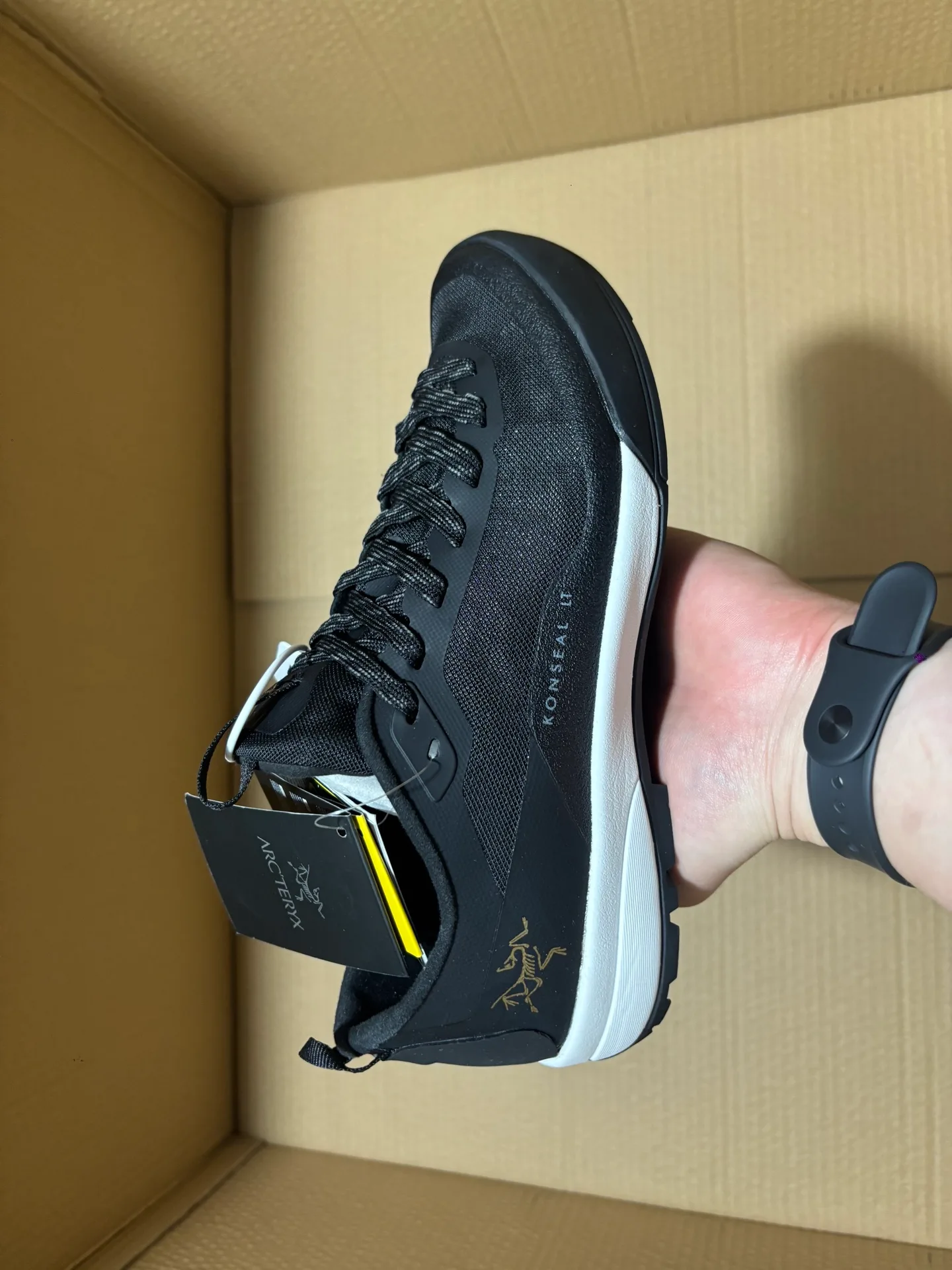 ARC 27FW WPIHAQP 002 운동화