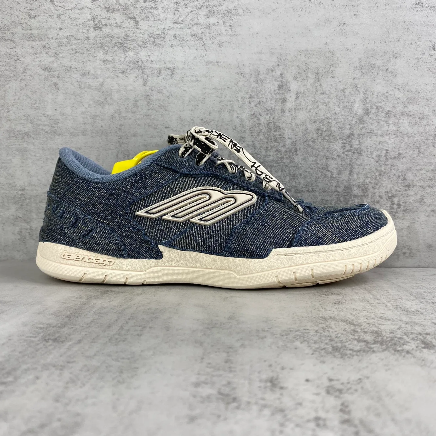 BC 27FW FIOKDFU 025 스니커즈 5
