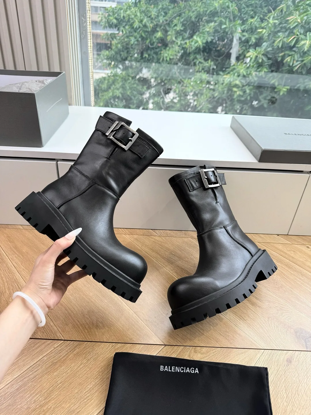 BC 27FW FIOKDFU 030 부츠 6