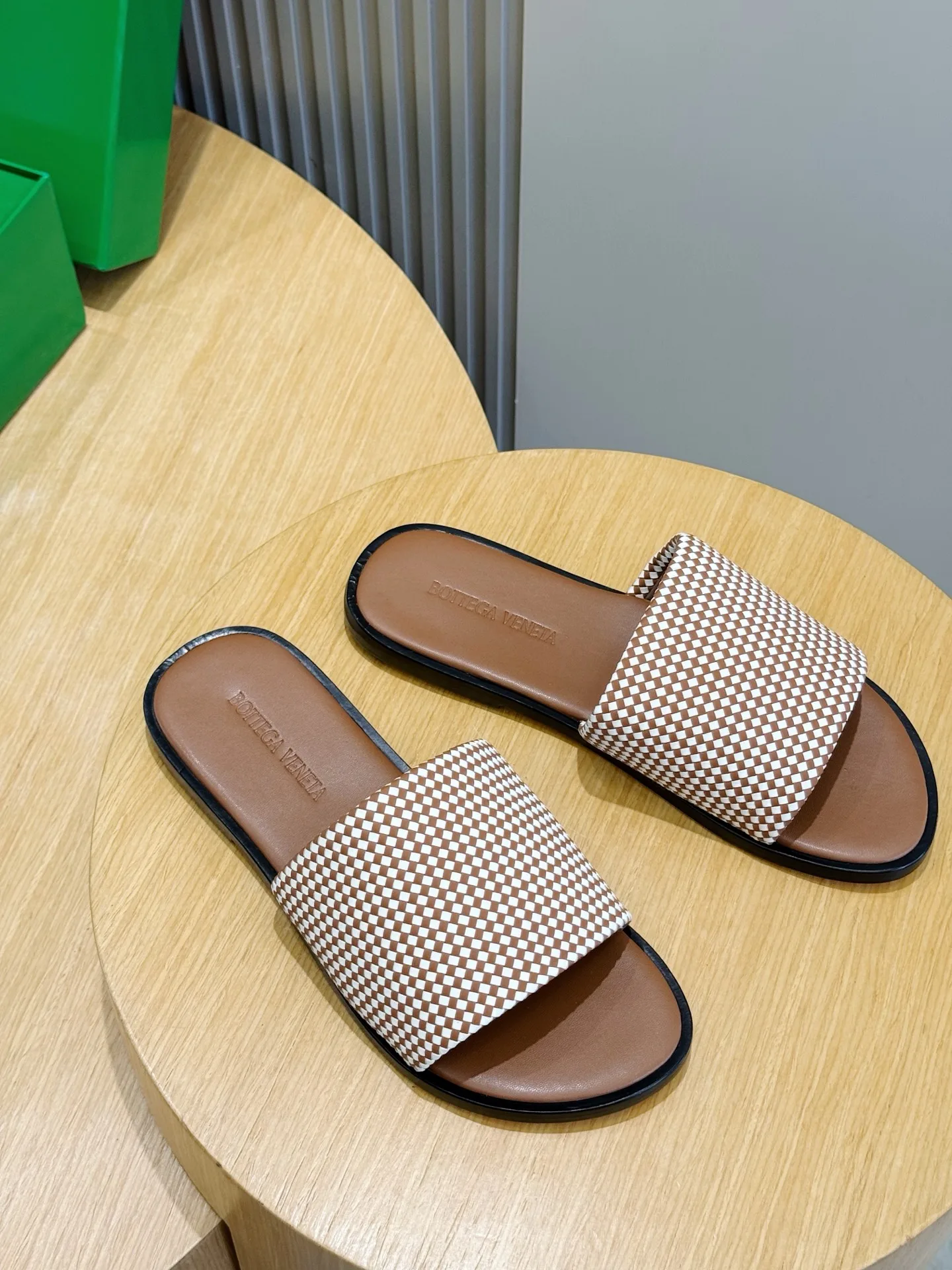 BOTTEGA 27FW NWEPAZI 009 슬리퍼 5