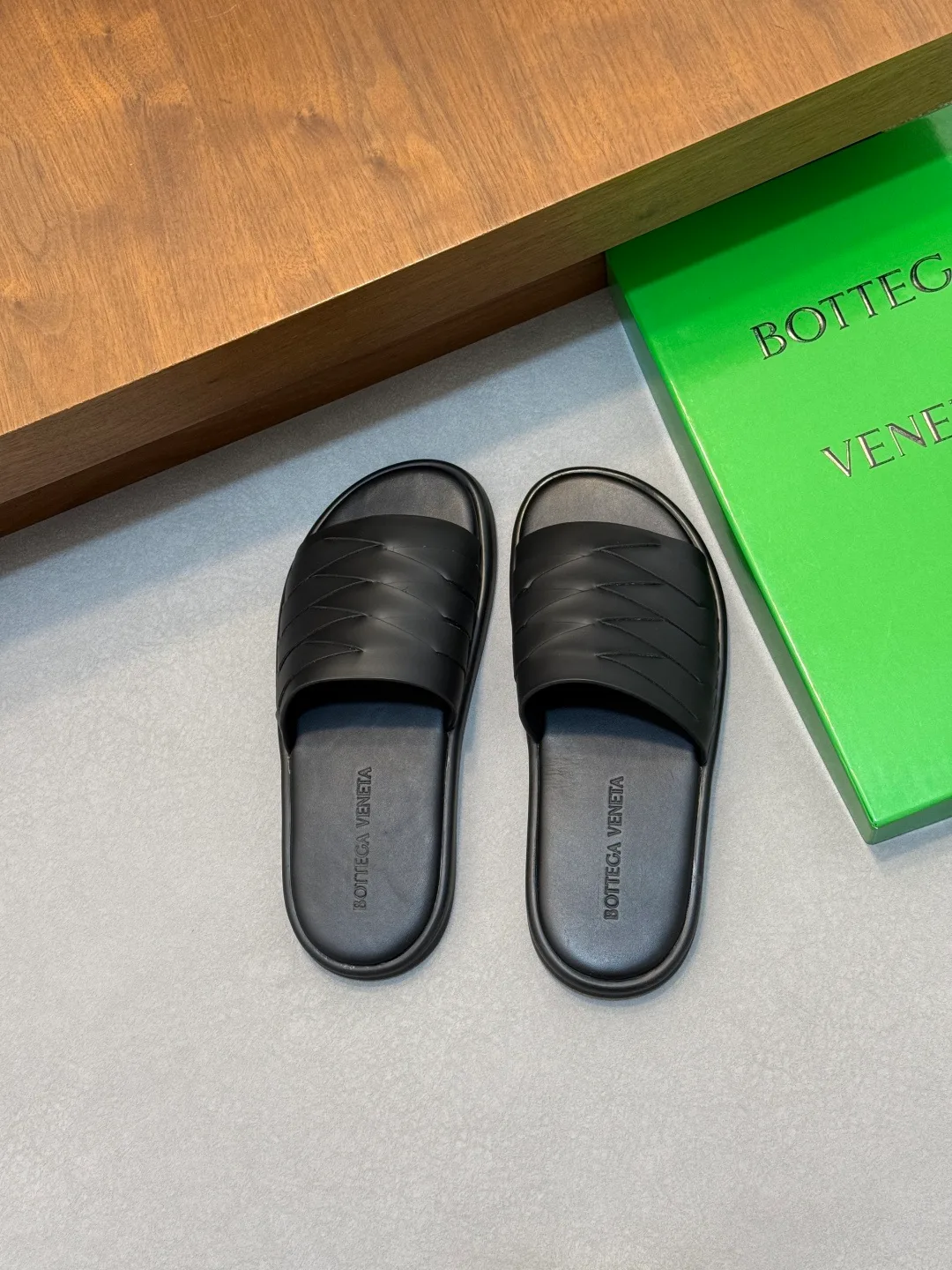 BOTTEGA 27FW VUHPEPK 002 슬리퍼 5