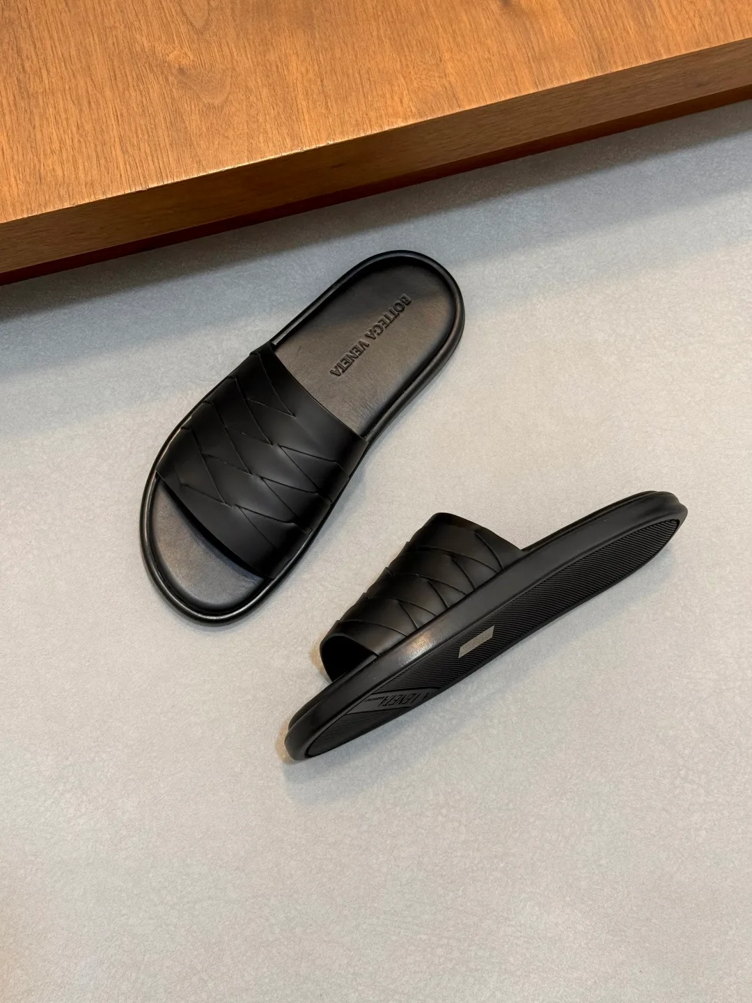 BOTTEGA 27FW VUHPEPK 002 슬리퍼 6