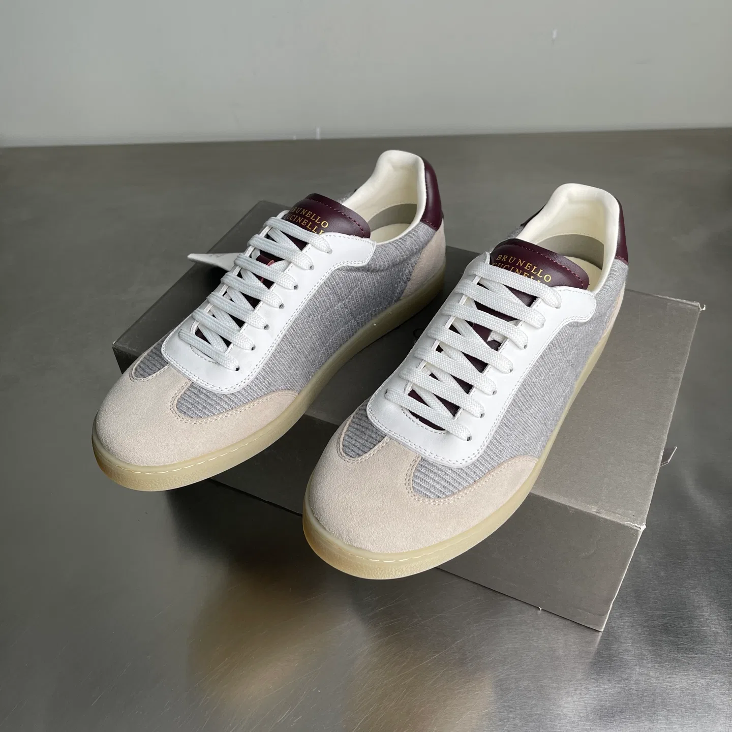 BRUNE 27FW VPILEFE 010 스니커즈