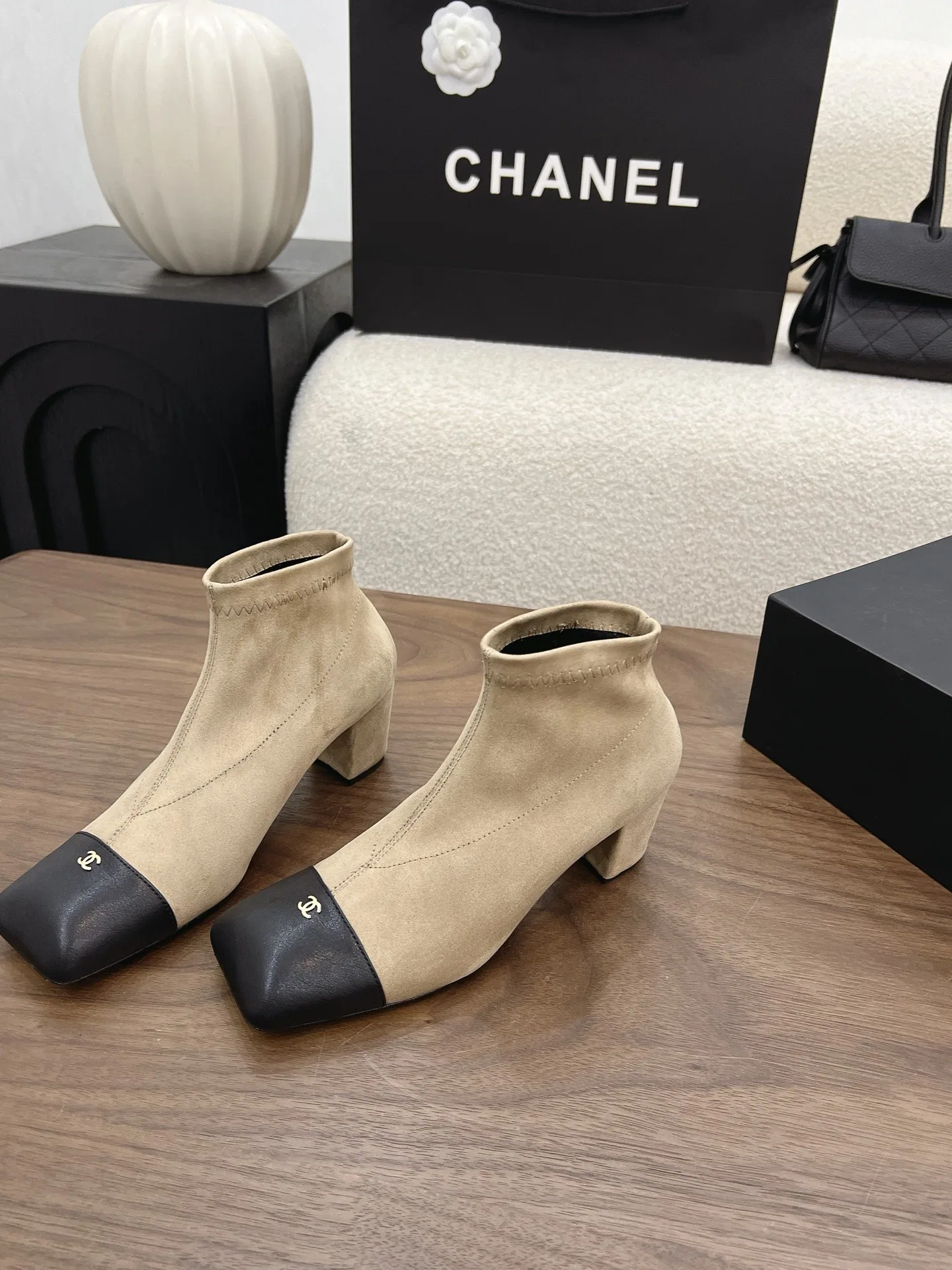 CHA 27FW MSEOZZY 150 부츠