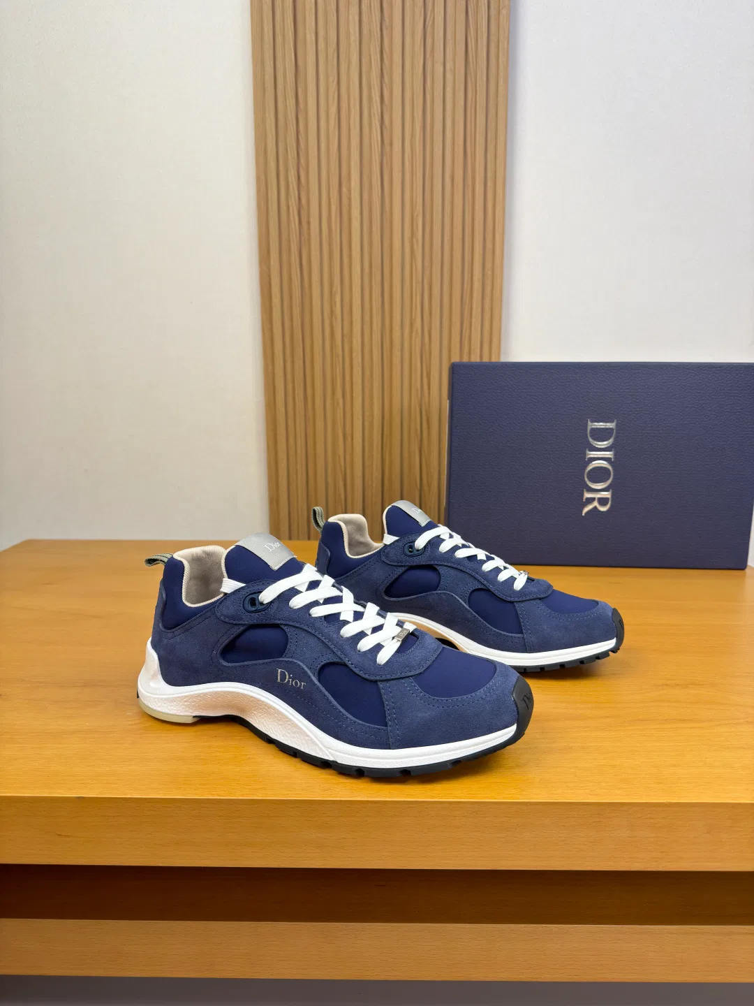 DIO 27FW EVVIHGY 030 운동화