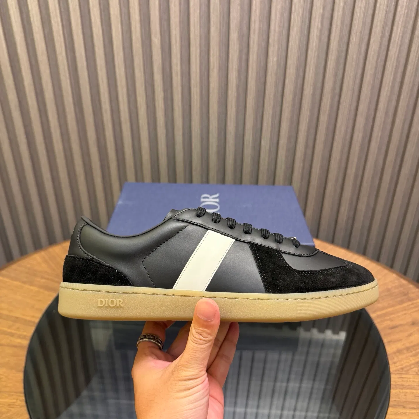 DIO 27FW OUNYZGO 002 스니커즈 4