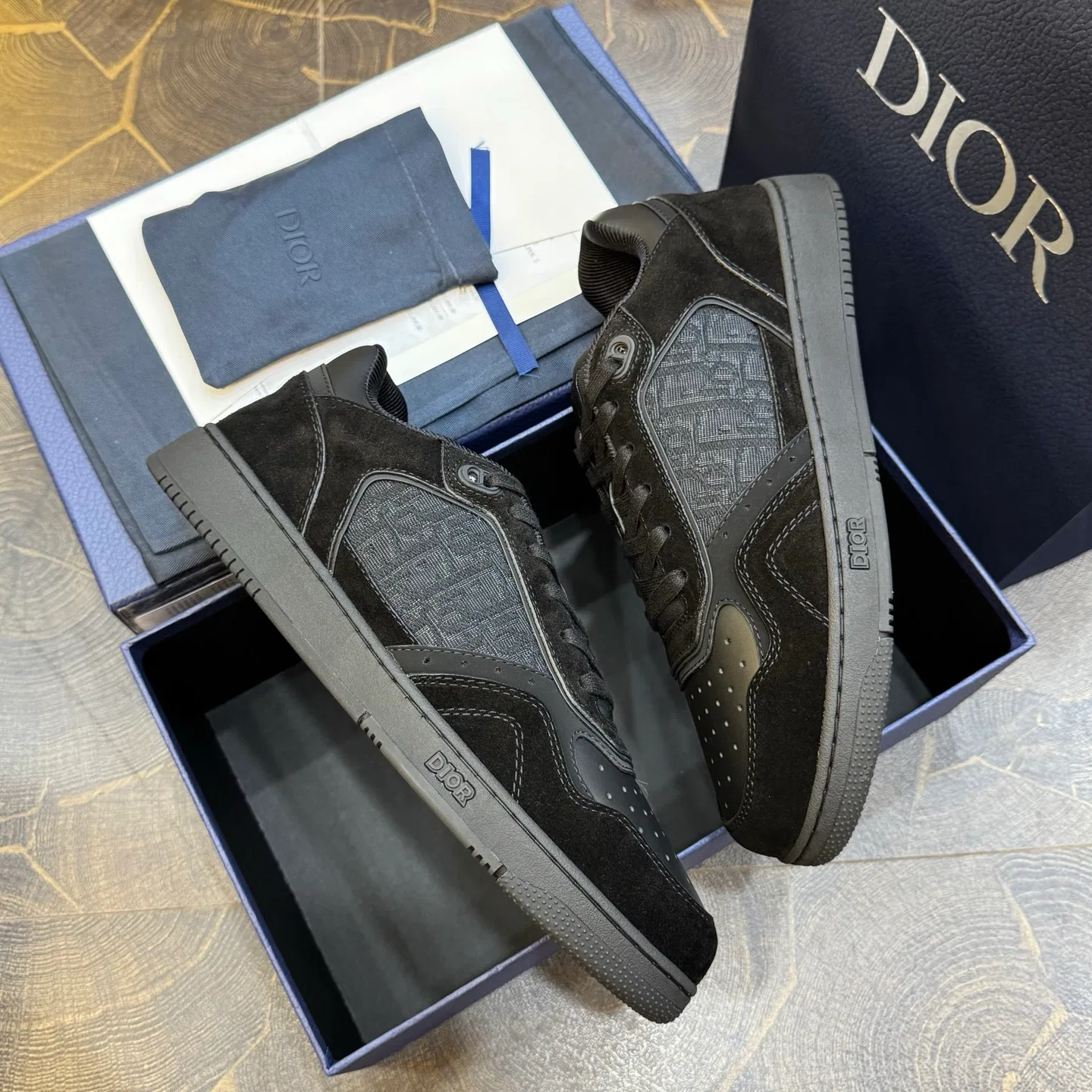 DIO 27FW OUNYZGO 012 스니커즈 5