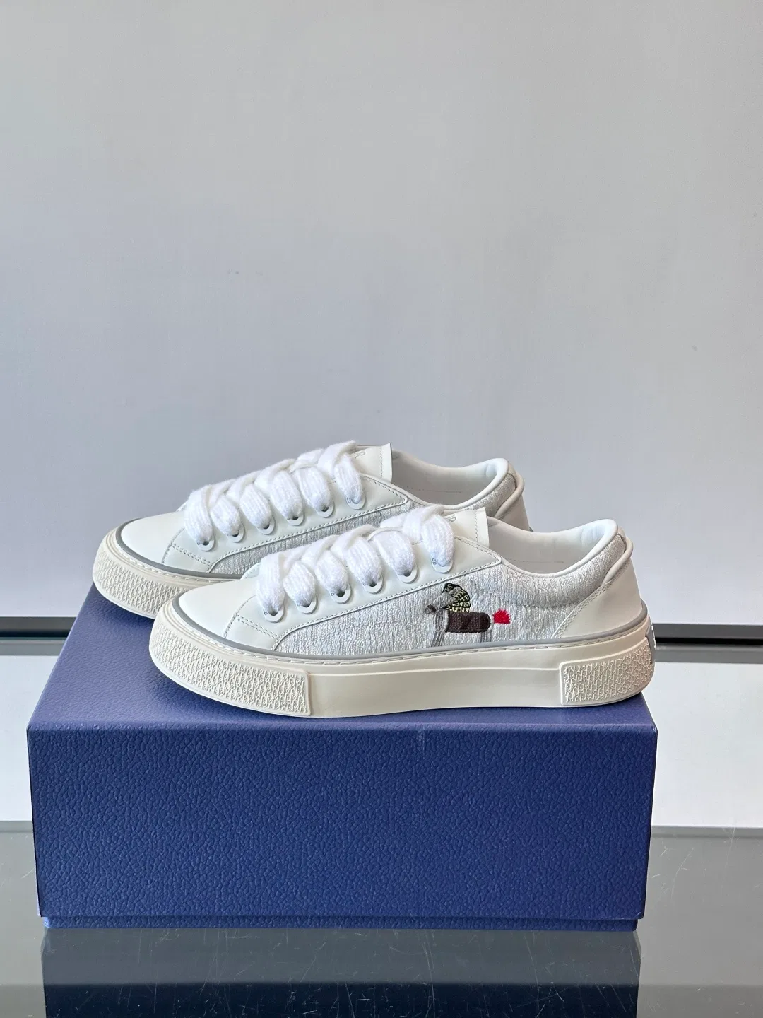 DIO 27FW OUNYZGO 019 스니커즈 3