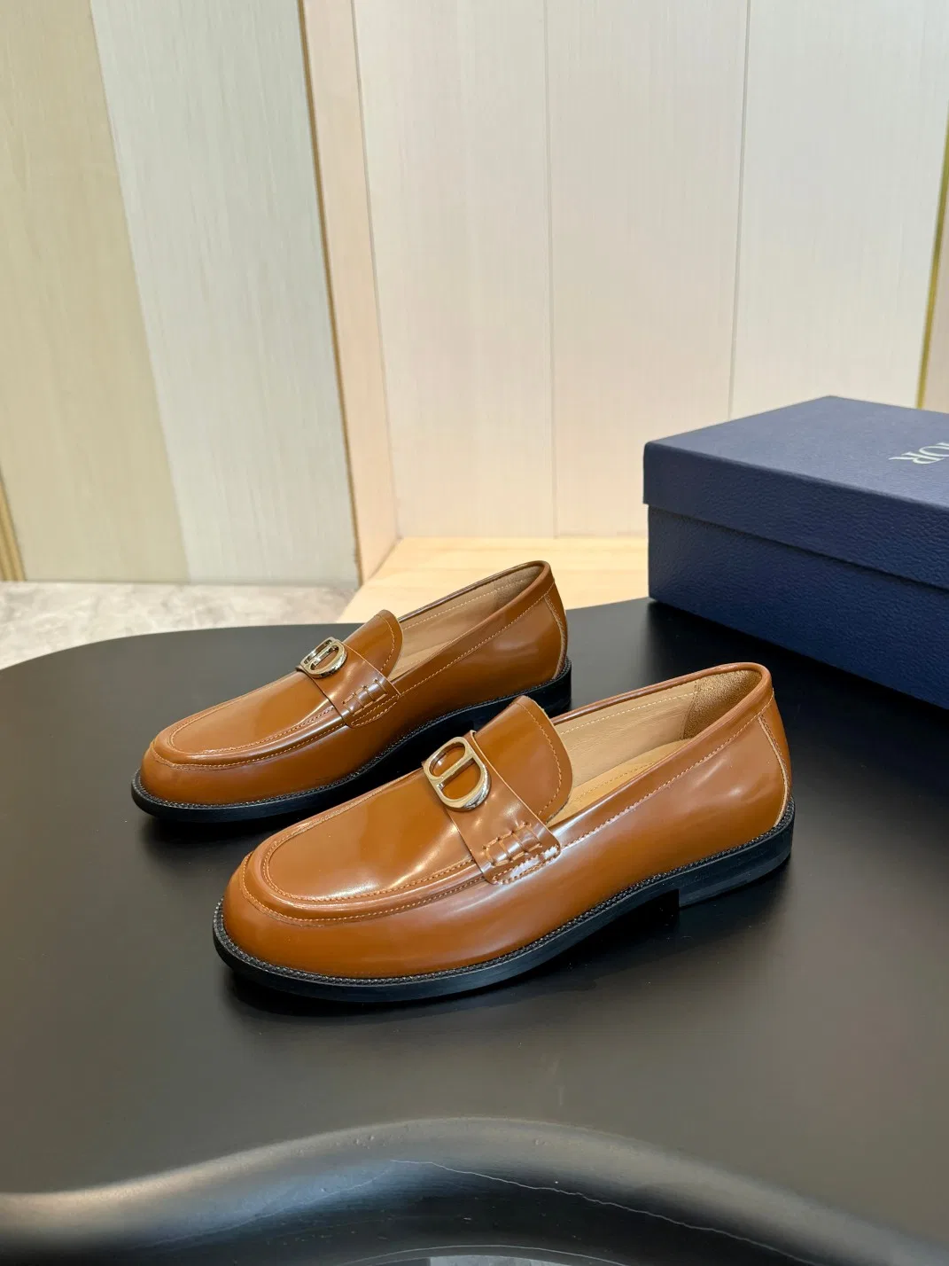 DIO 27FW OUNYZGO 060 로퍼 3