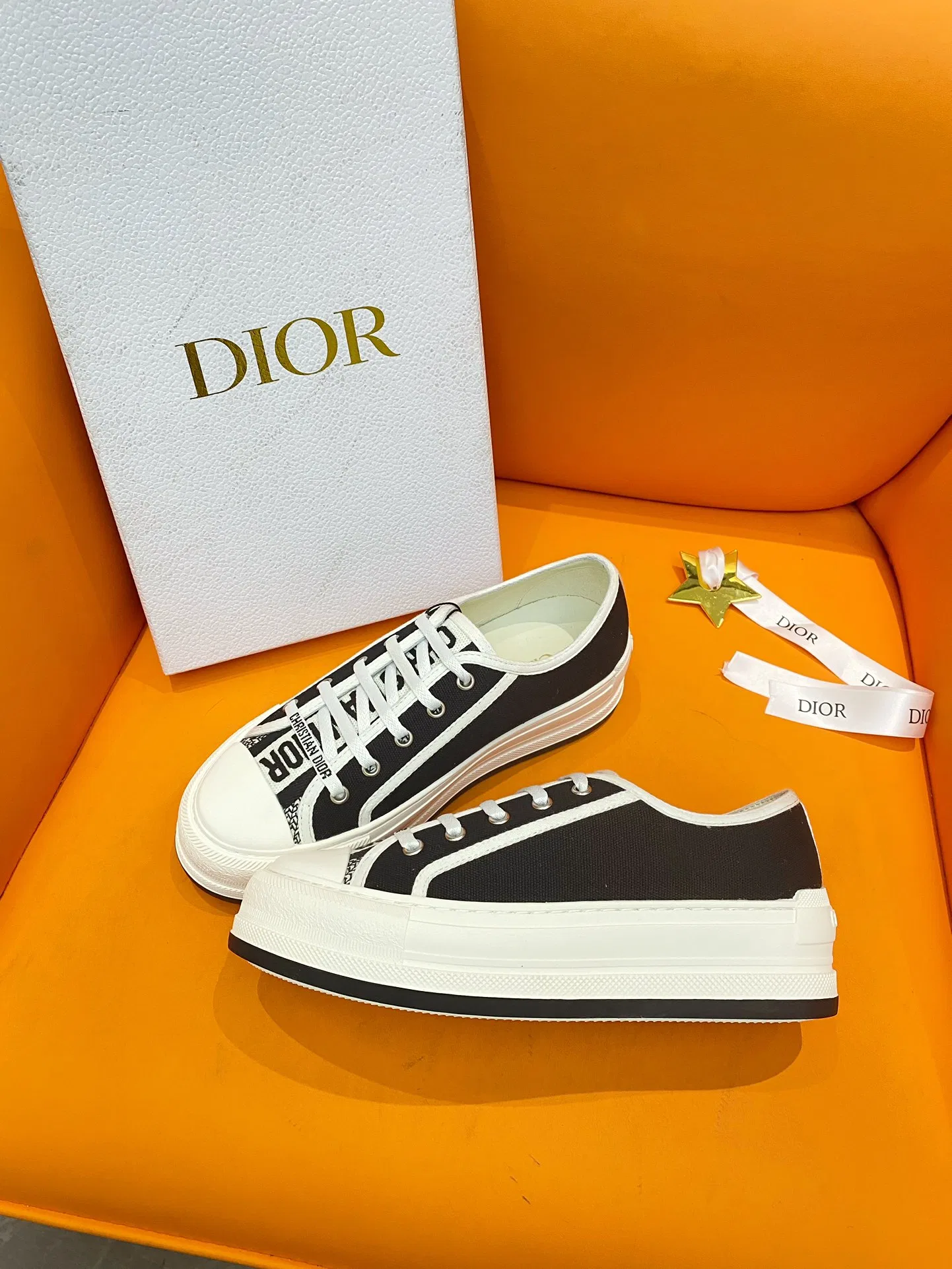 DIO 27FW PXEYMVH 004 스니커즈 4