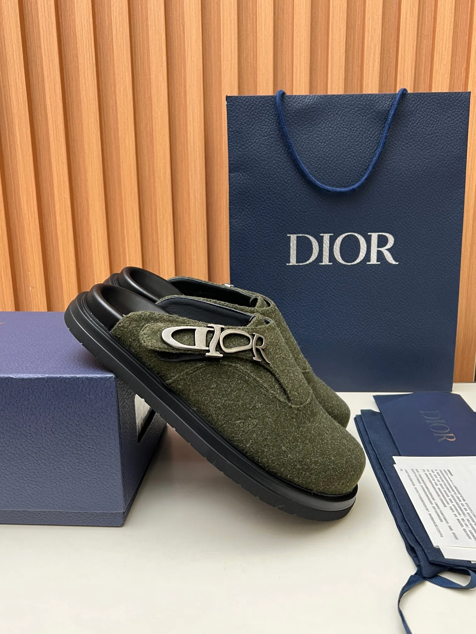 DIO 27FW VDWLMEJ 007 슬리퍼 3