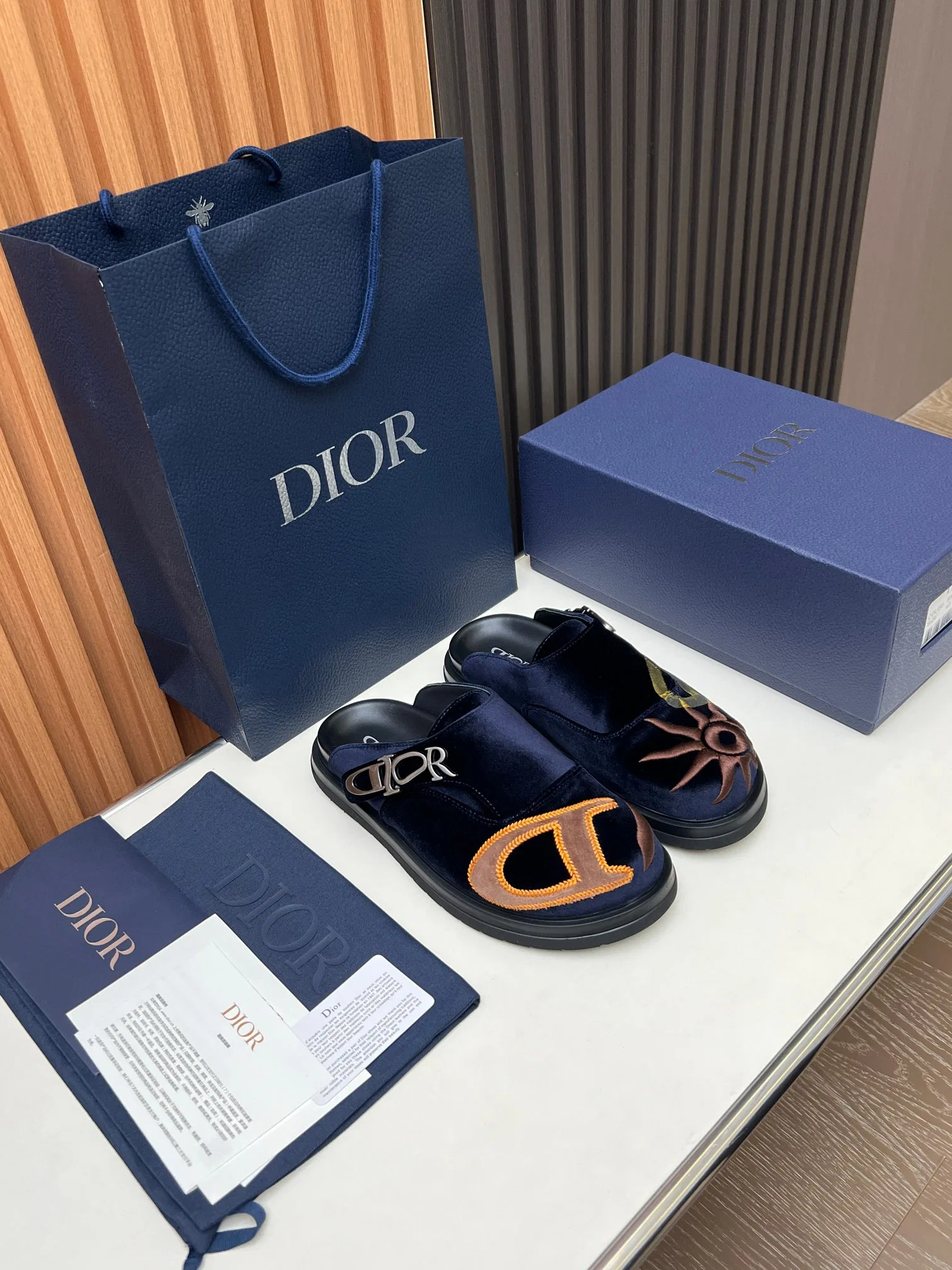DIO 27FW VDWLMEJ 008 슬리퍼