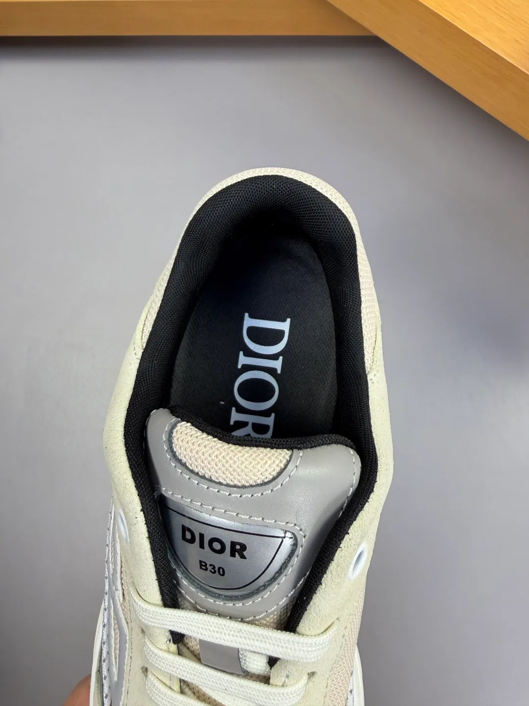DIO 27FW VDWLMEJ 009 스니커즈 6