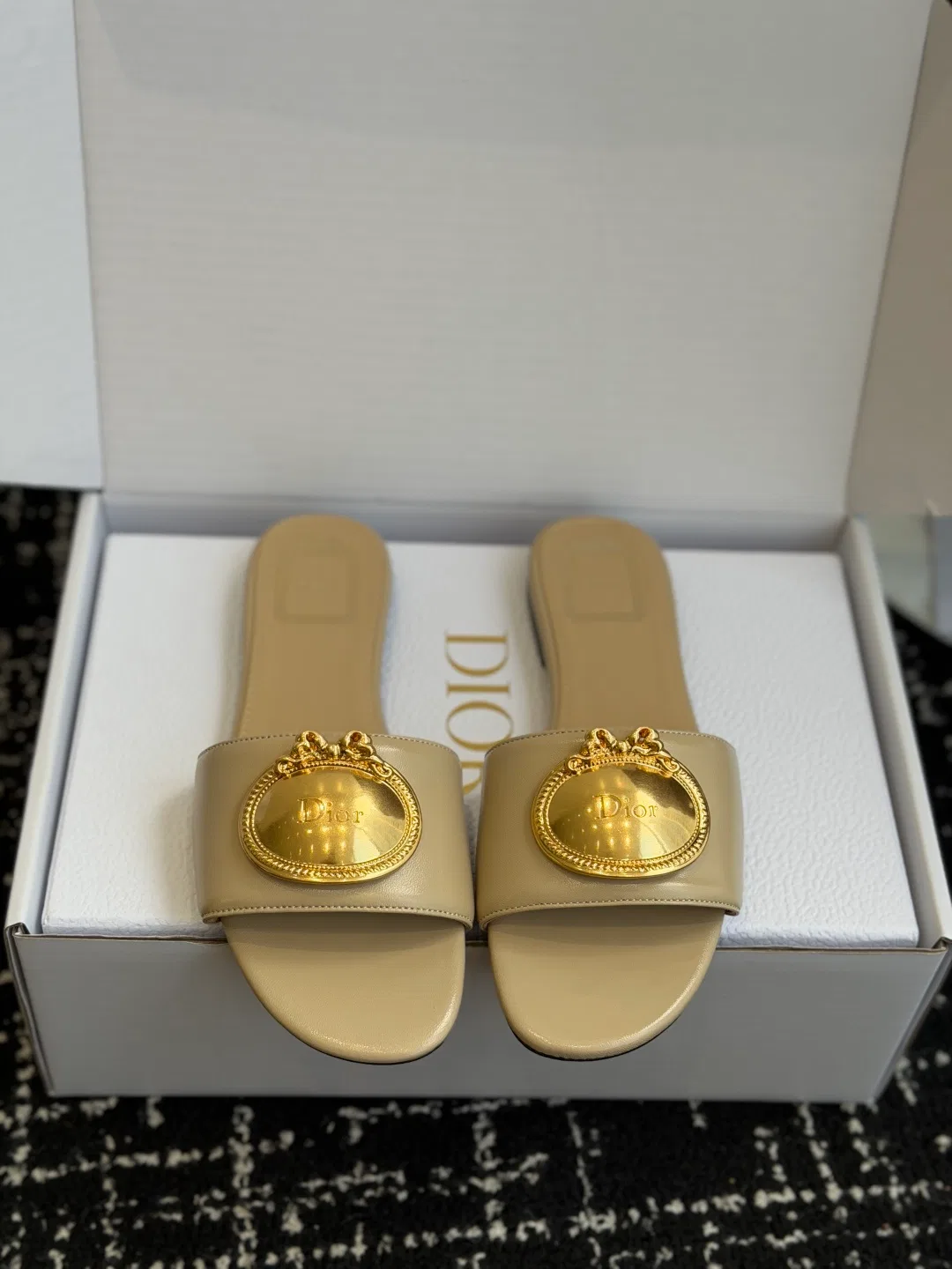 DIO 27FW VDWLMEJ 026 슬리퍼