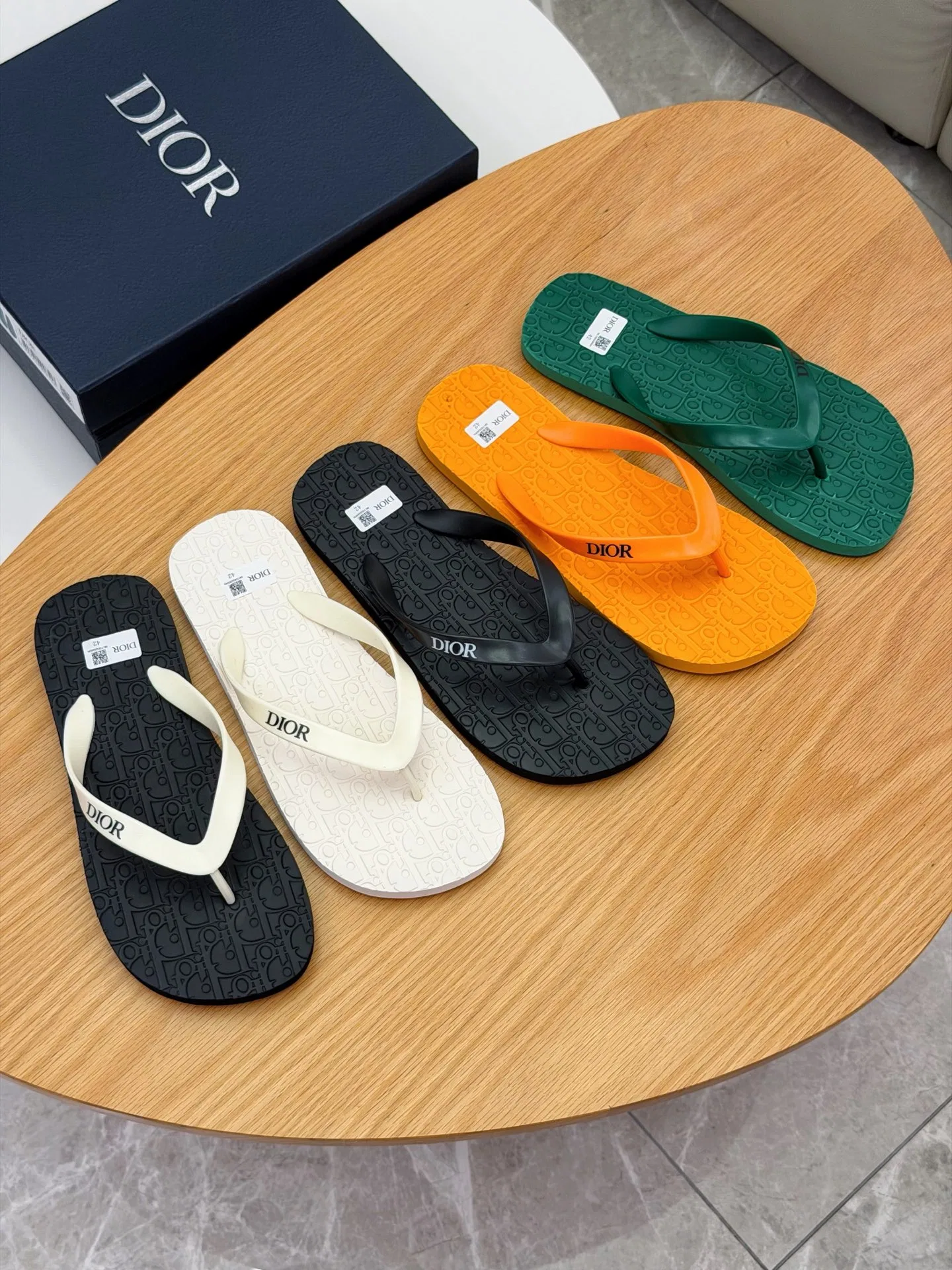 DIO 27FW YPLVSJI 010 슬리퍼