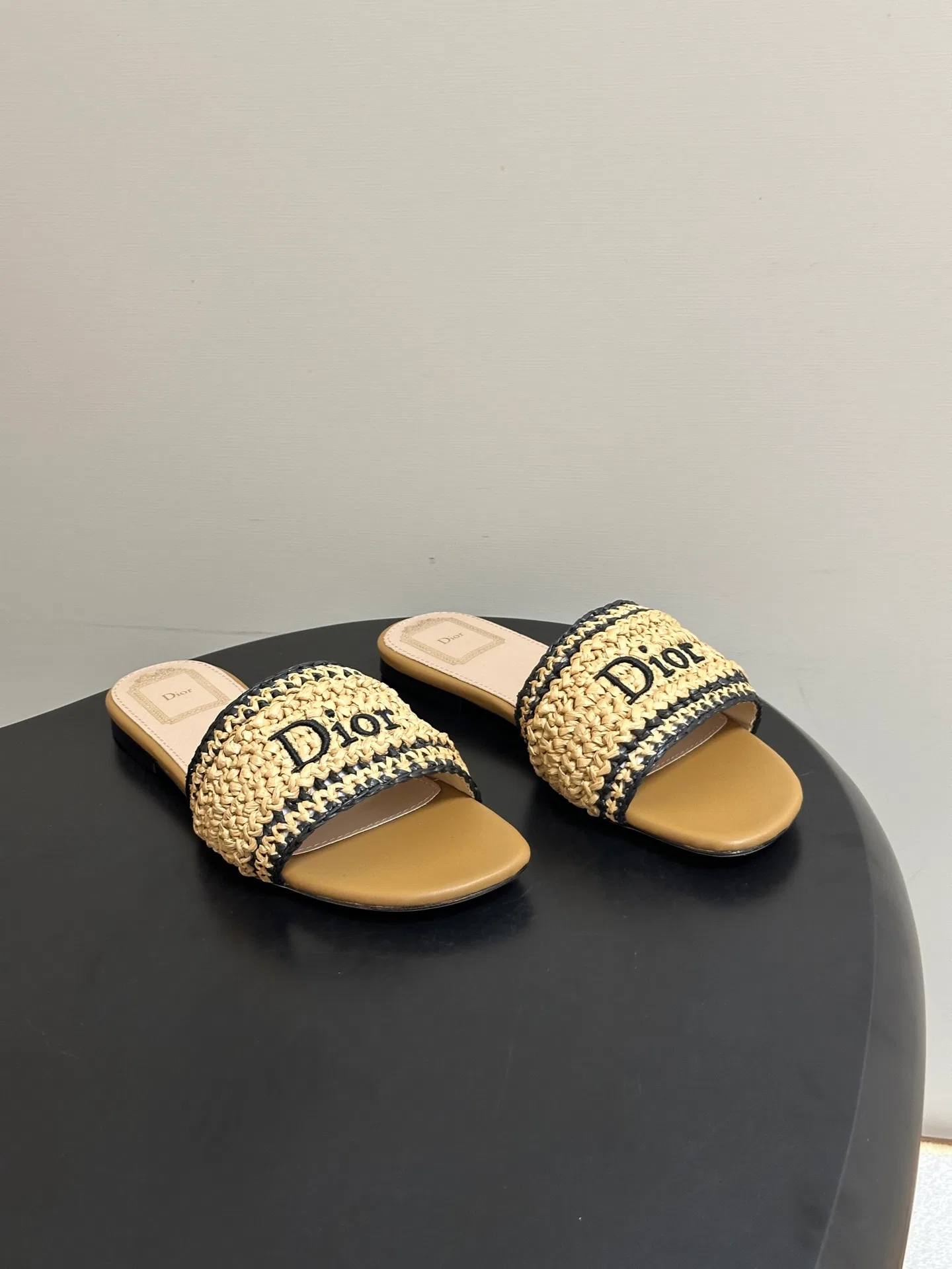DIO 27FW YPLVSJI 050 슬리퍼