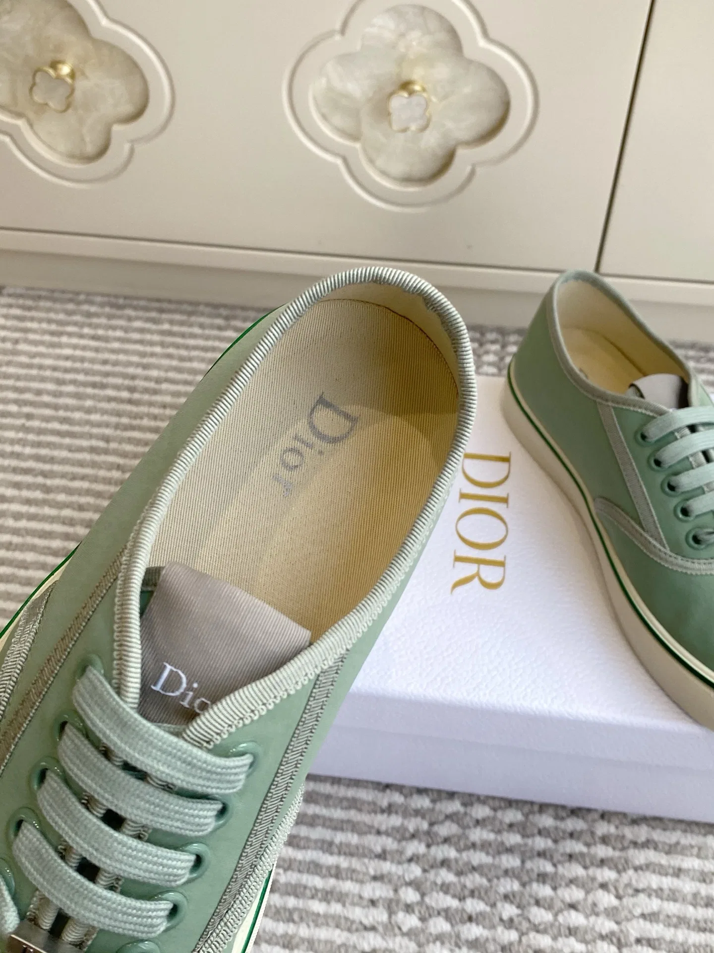DIO 27FW YPLVSJI 060 스니커즈 4