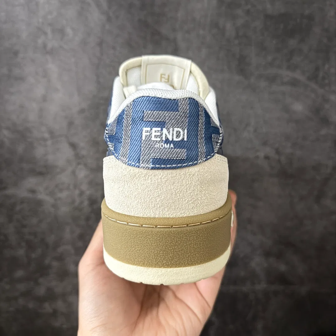 FEN 27FW EIUHZUK 002 스니커즈 4