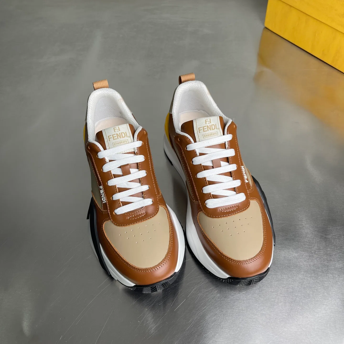 FEN 27FW KUZAANZ 001 스니커즈 5