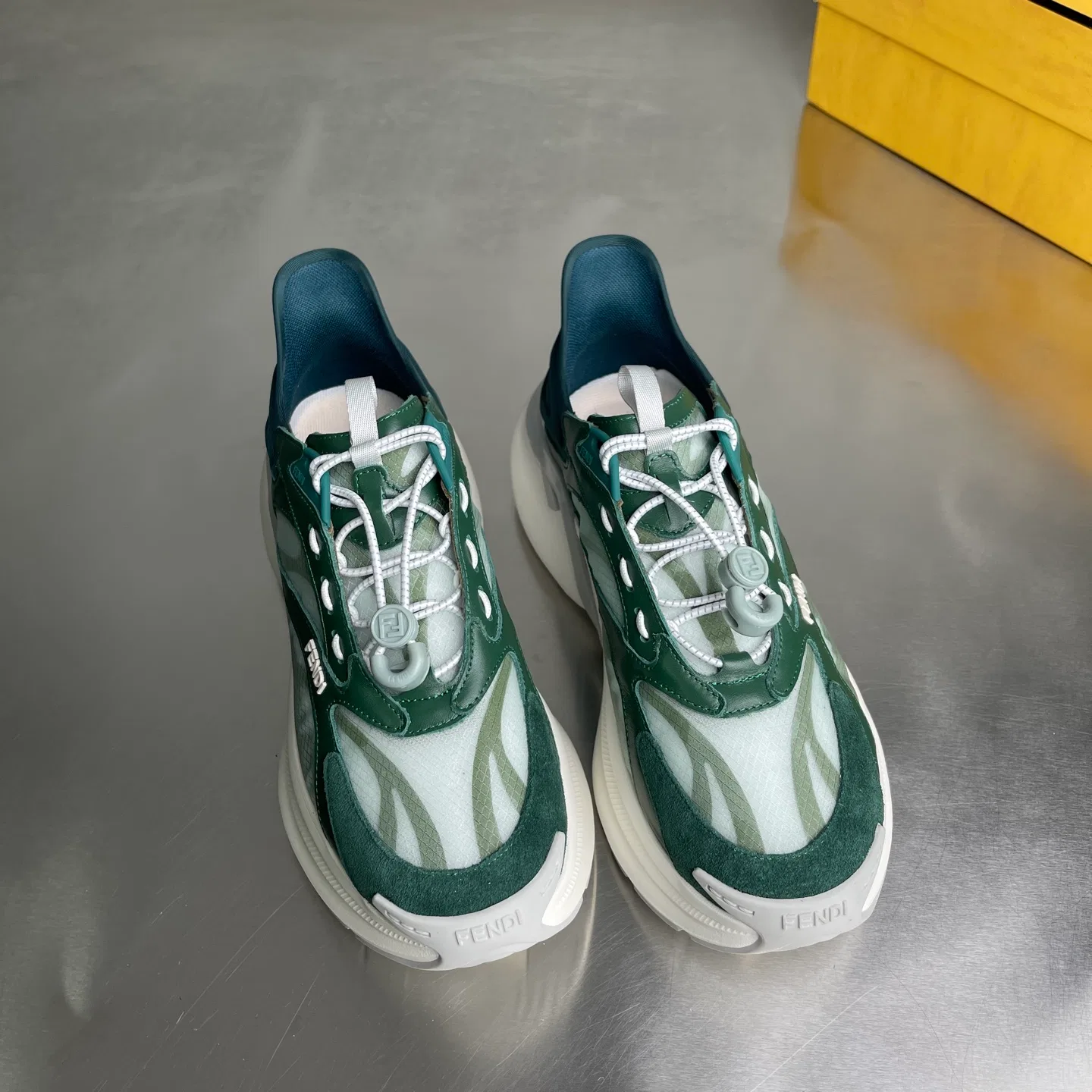 FEN 27FW KUZAANZ 005 스니커즈 5