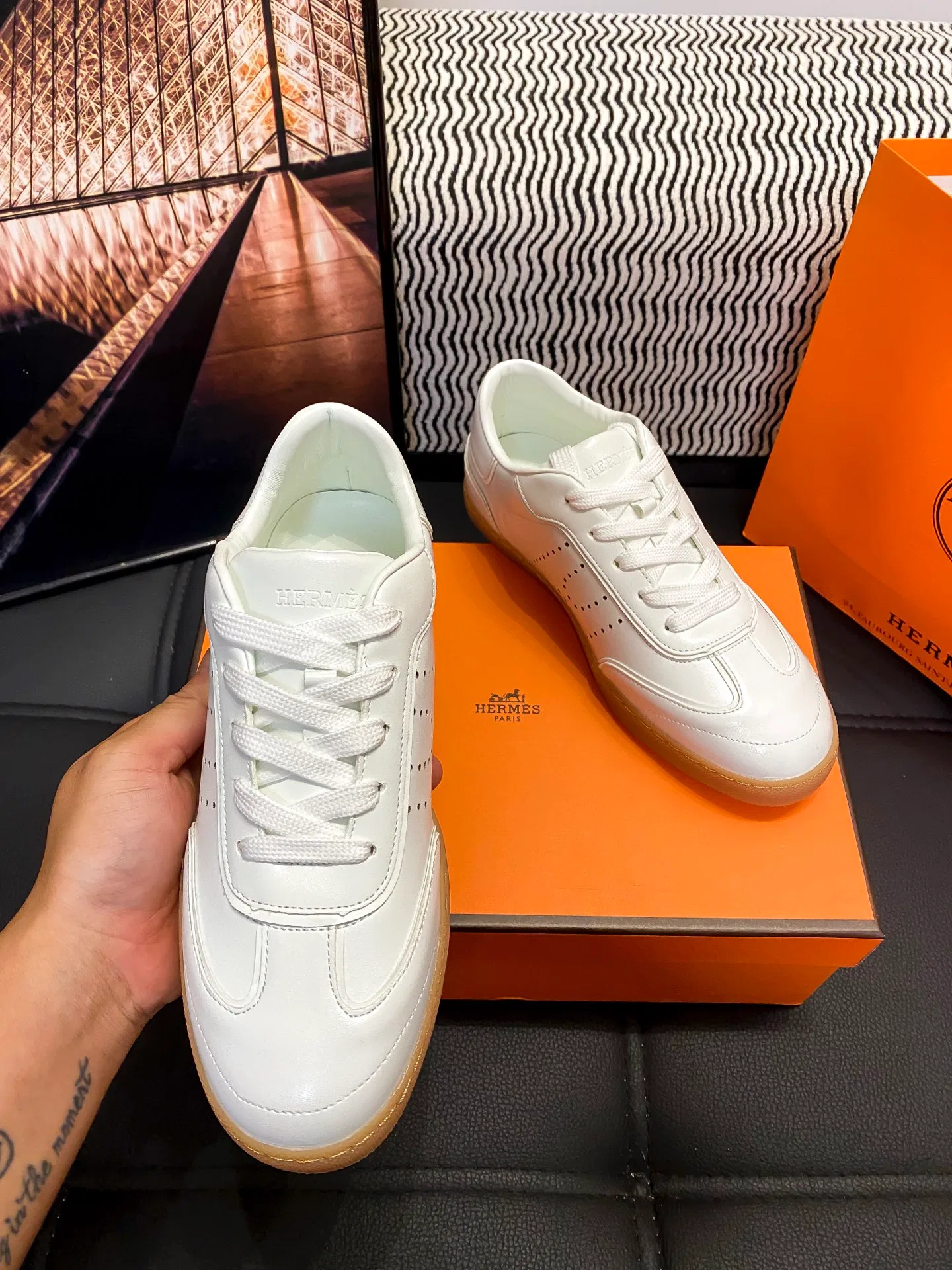 HER 27FW AENZSWQ 024 스니커즈 6