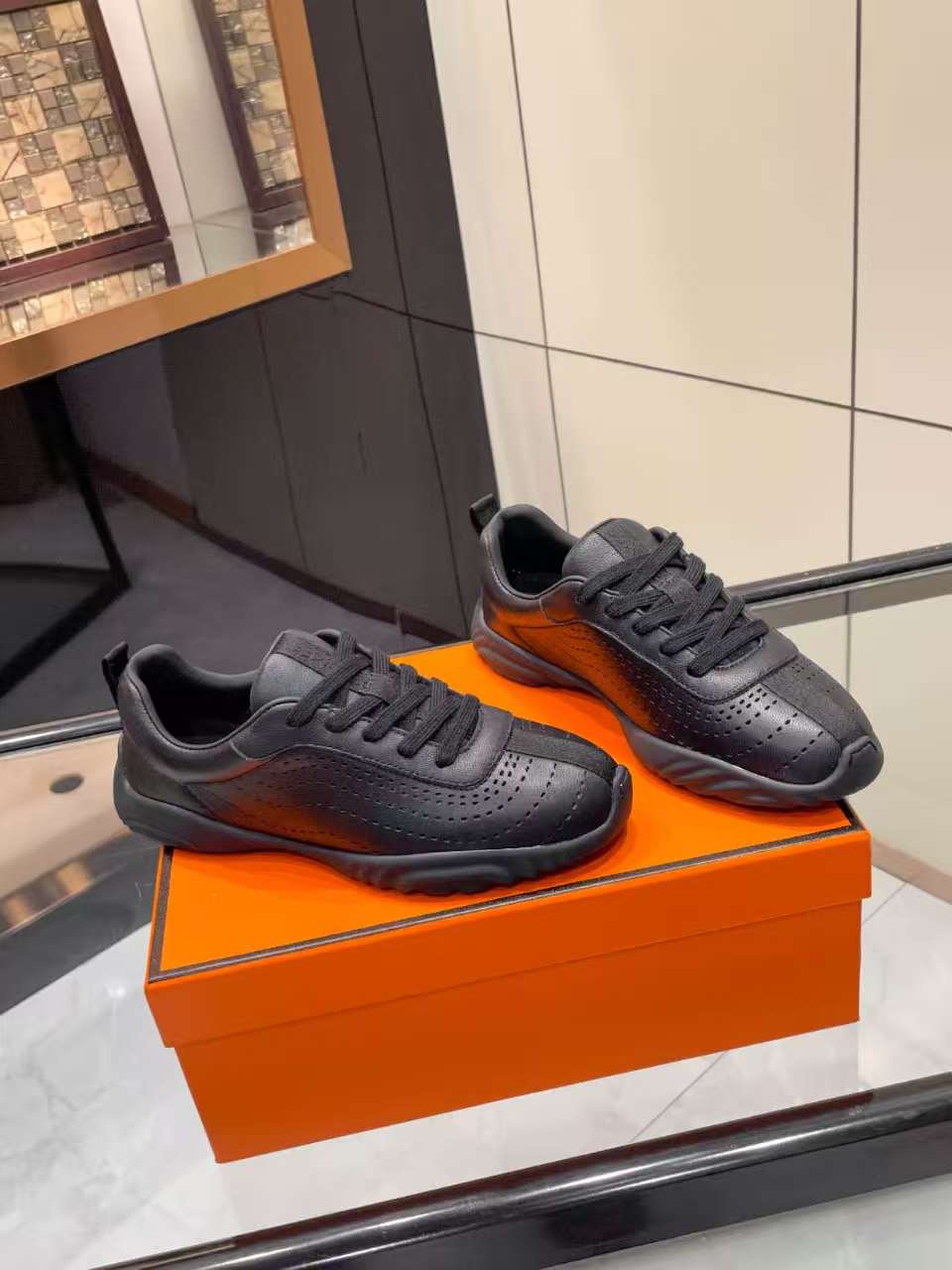 HER 27FW EAXNNYV 001 운동화 3