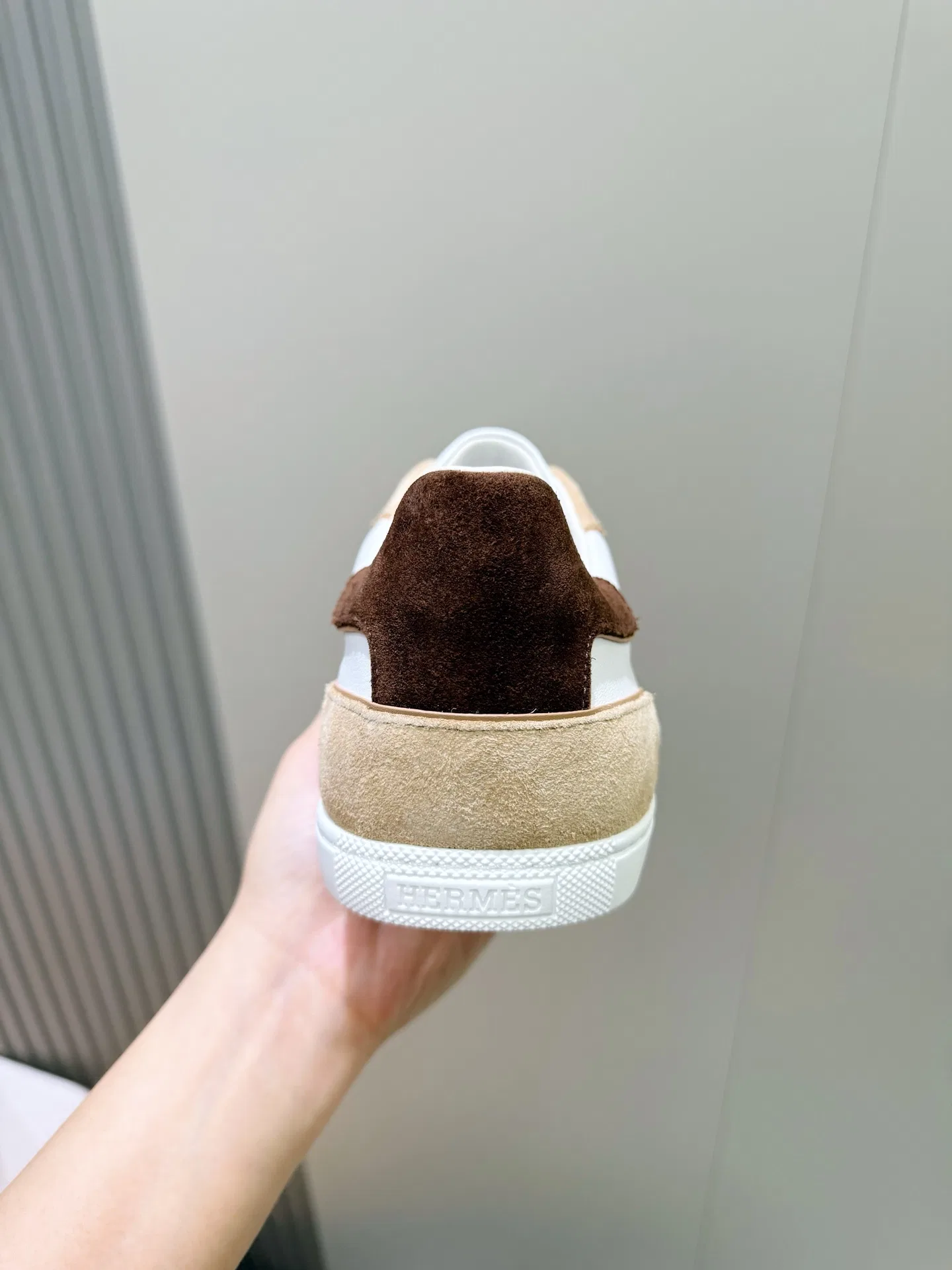 HER 27FW FGOECNM 009 스니커즈 5