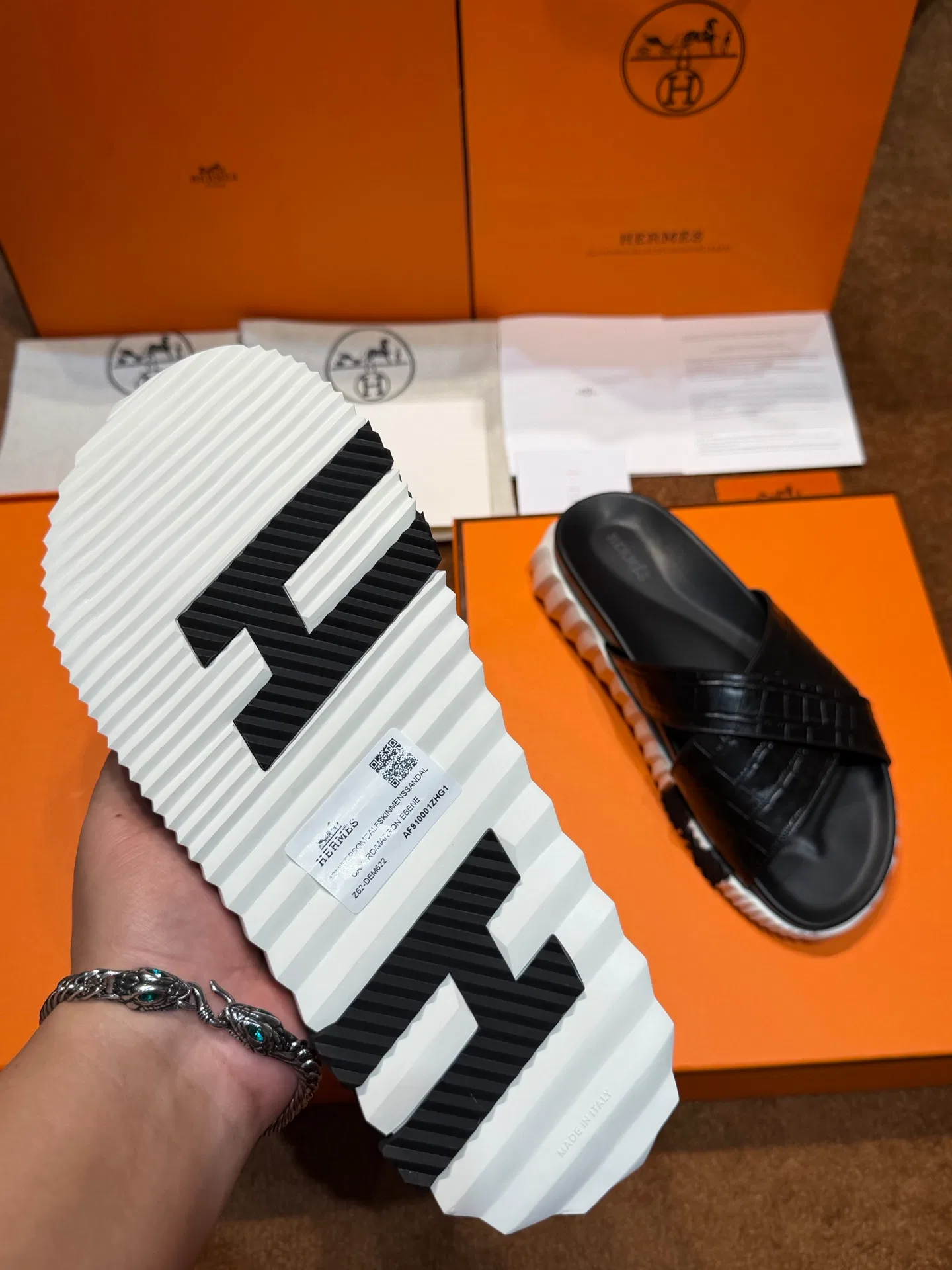 HER 27FW FGOECNM 019 슬리퍼 6