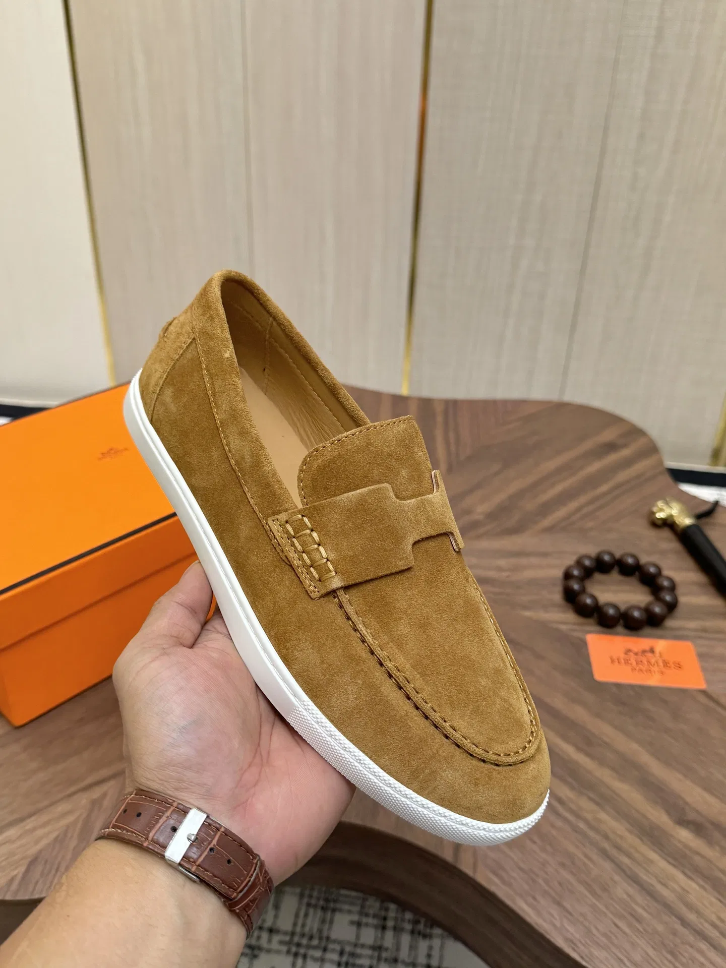 HER 27FW HMUZVVE 005 로퍼 5