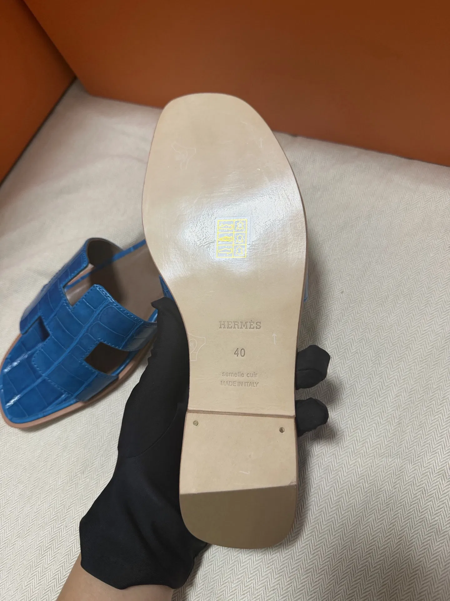 HER 27FW OLJXCOB 018 슬리퍼 6