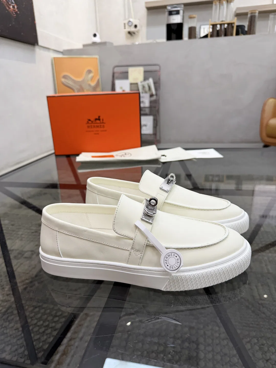 HER 27FW SLTDOIB 020 로퍼 3