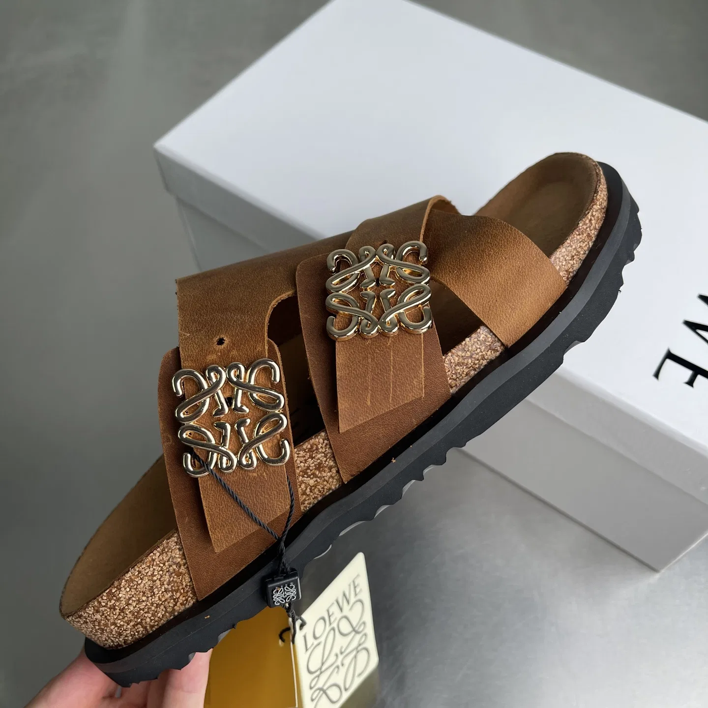 LOE 27FW YBTKBDO 001 슬리퍼 3