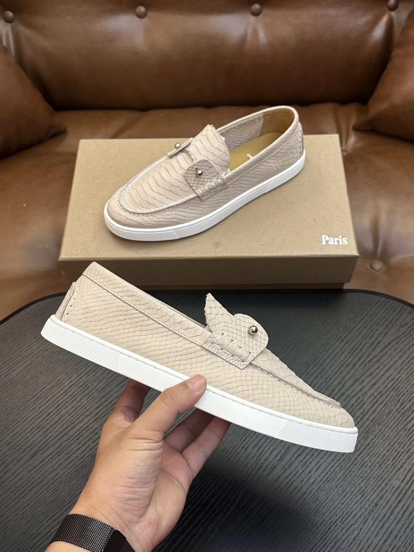 LOUBOUTIN 27FW EIYCUJO 002 로퍼 5