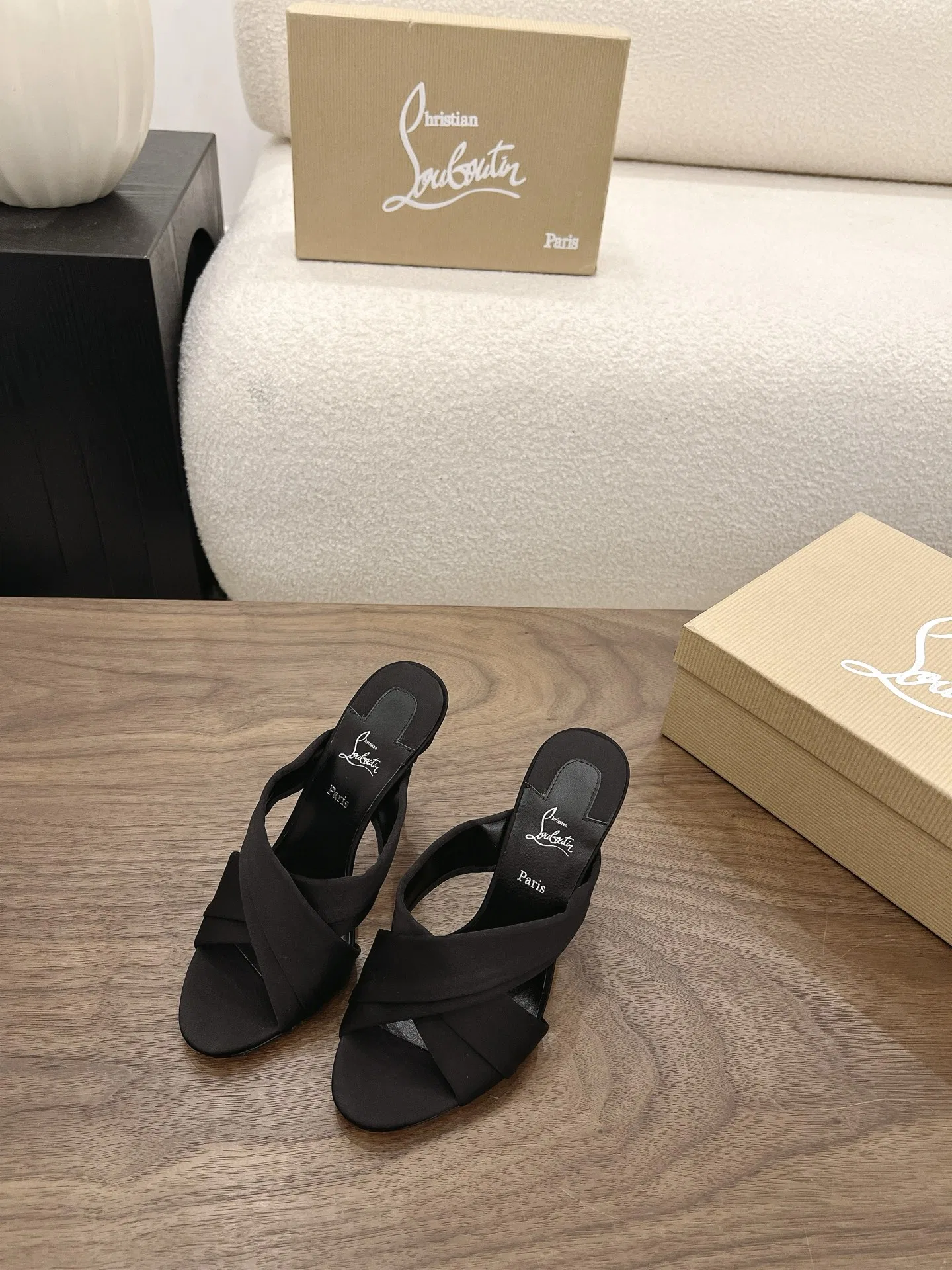 LOUBOUTIN 27FW MSFBUNF 006 구두
