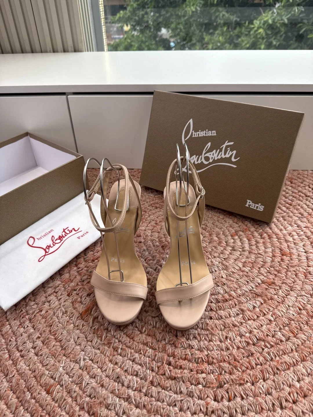 LOUBOUTIN 27FW MSFBUNF 009 구두