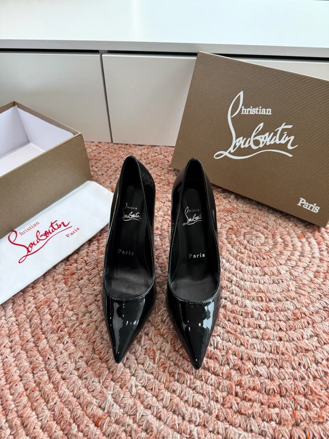 LOUBOUTIN 27FW MSFBUNF 011 구두