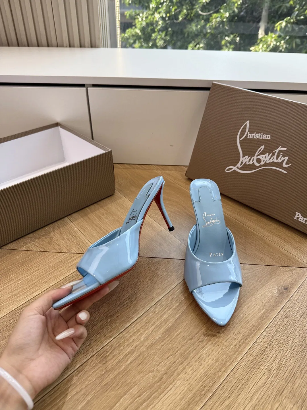 LOUBOUTIN 27FW MSFBUNF 012 구두 3