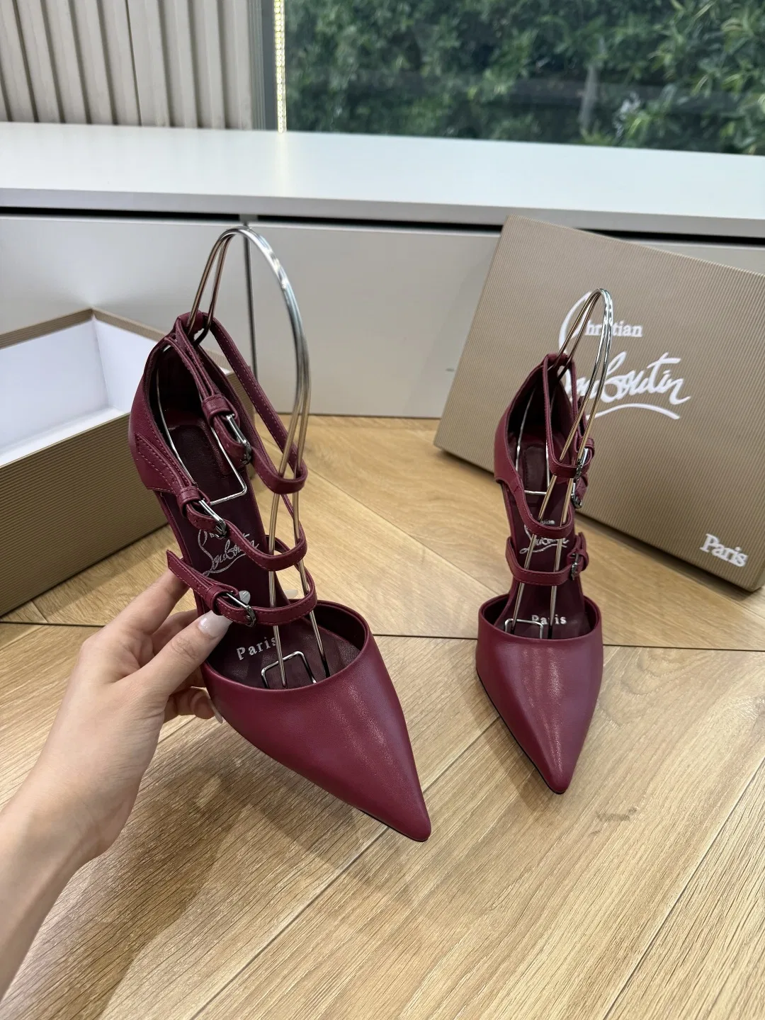 LOUBOUTIN 27FW MSFBUNF 014 구두 3