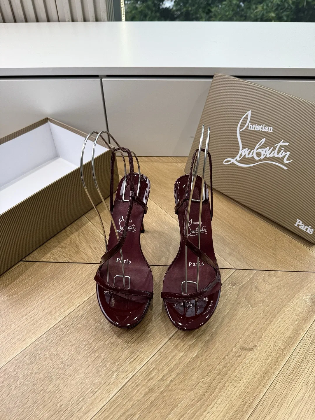 LOUBOUTIN 27FW MSFBUNF 015 구두