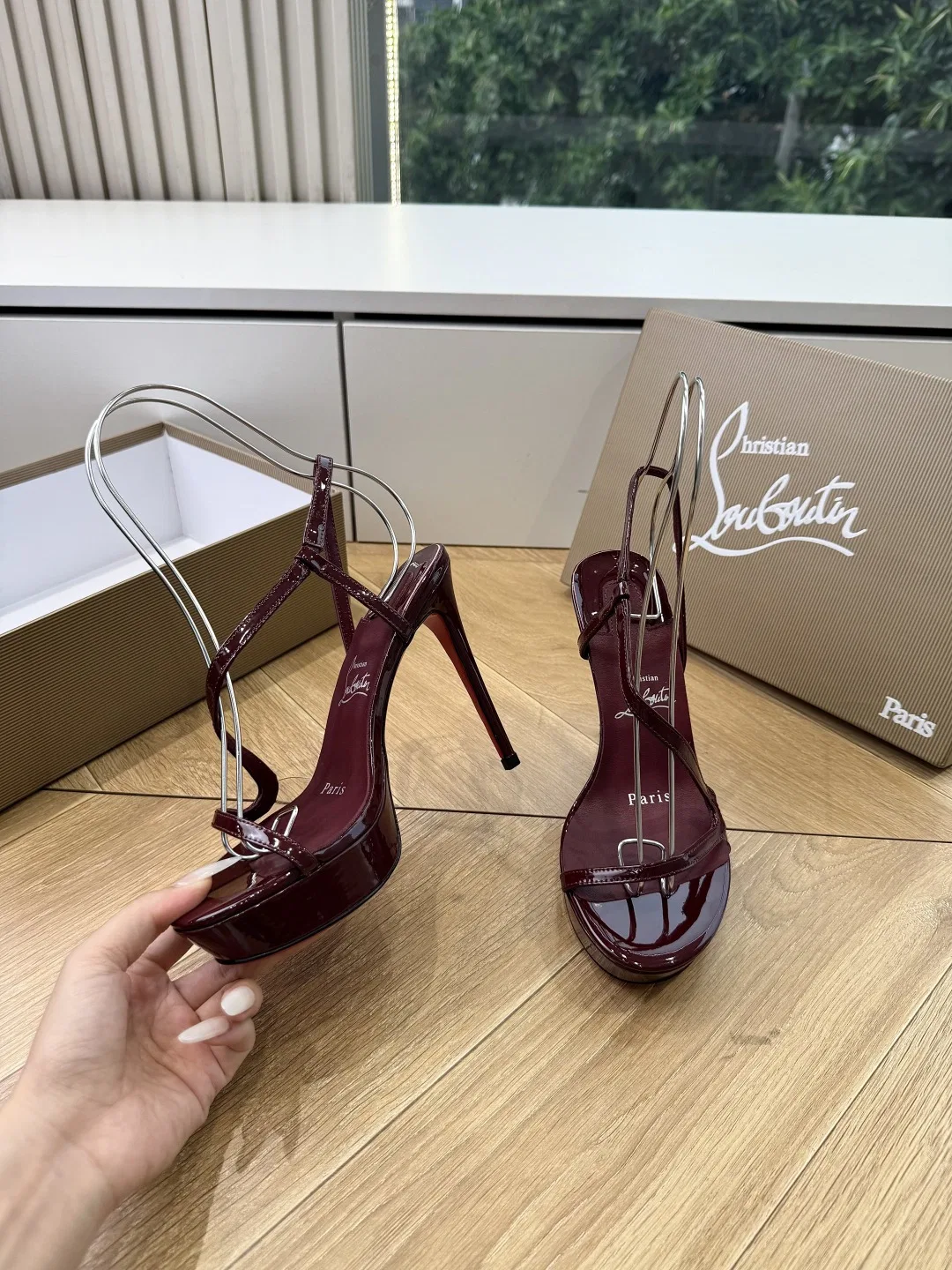 LOUBOUTIN 27FW MSFBUNF 015 구두 3