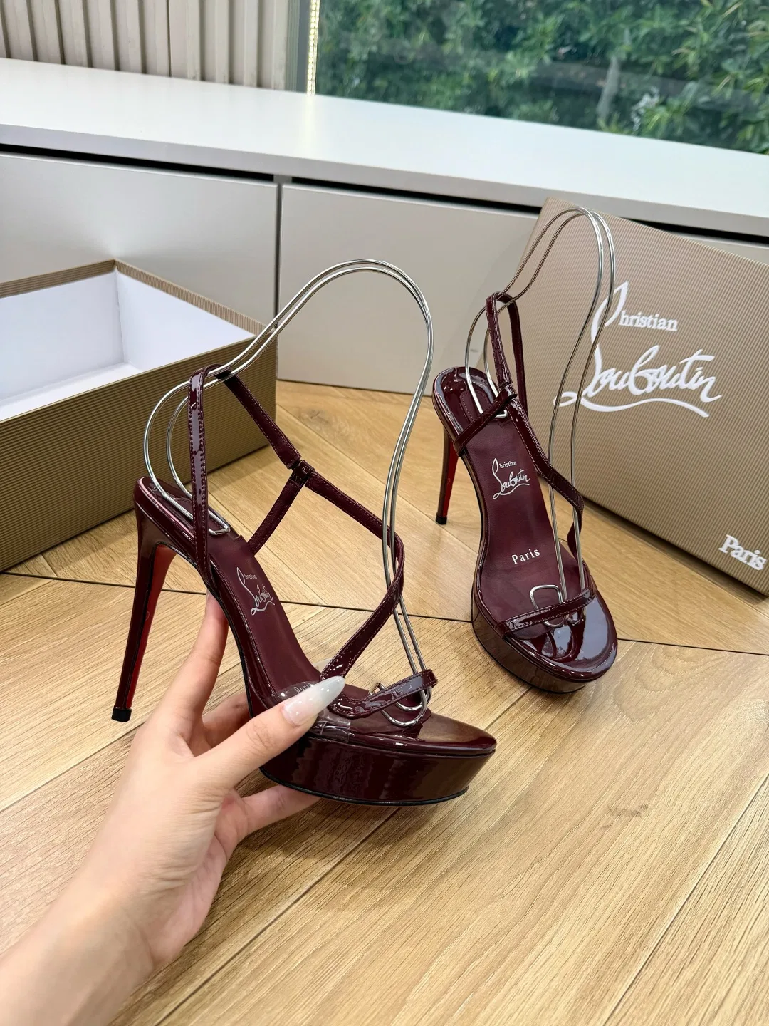 LOUBOUTIN 27FW MSFBUNF 015 구두 5