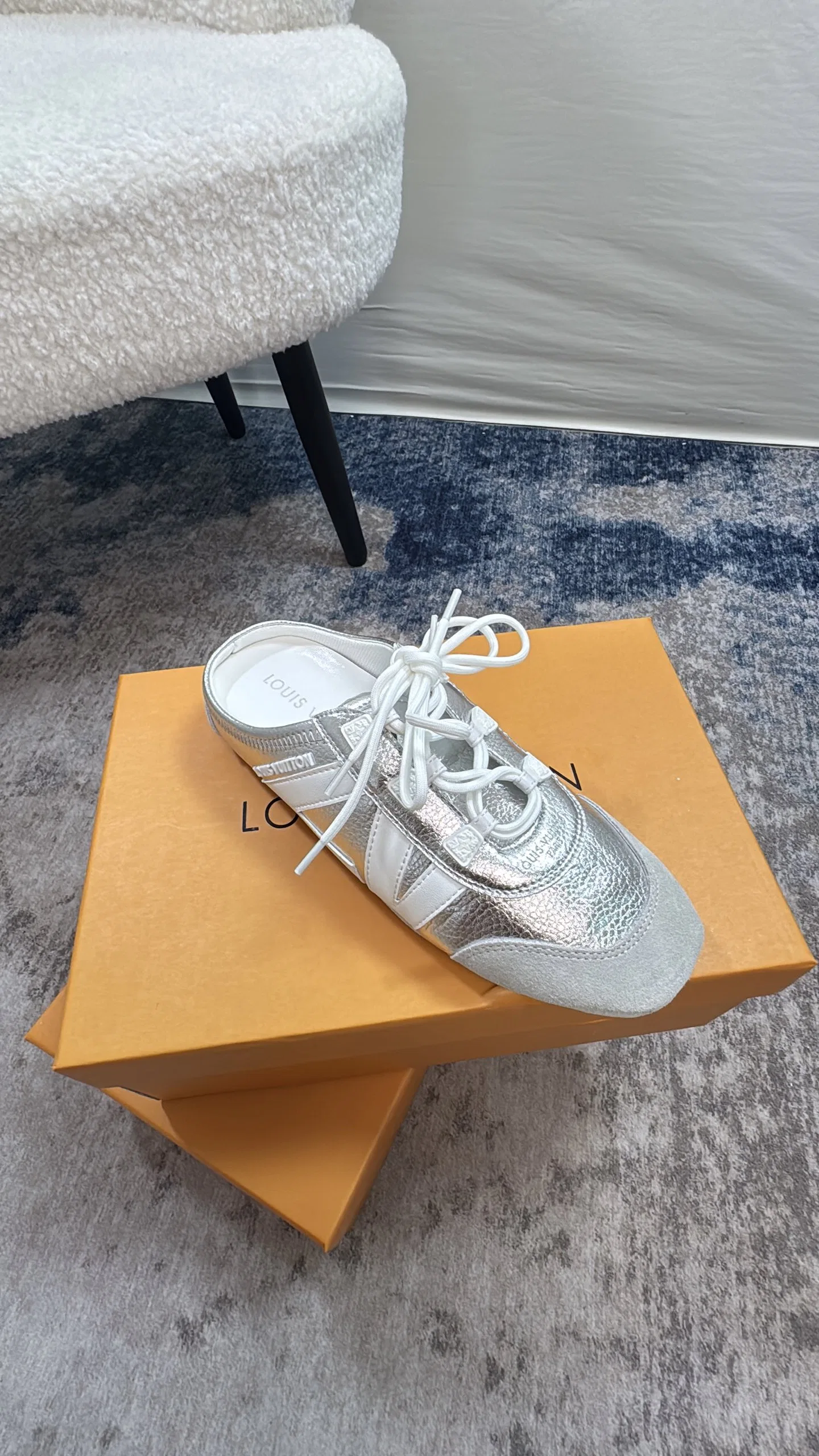 LV 27FW AKUCGHD 066 운동화 3