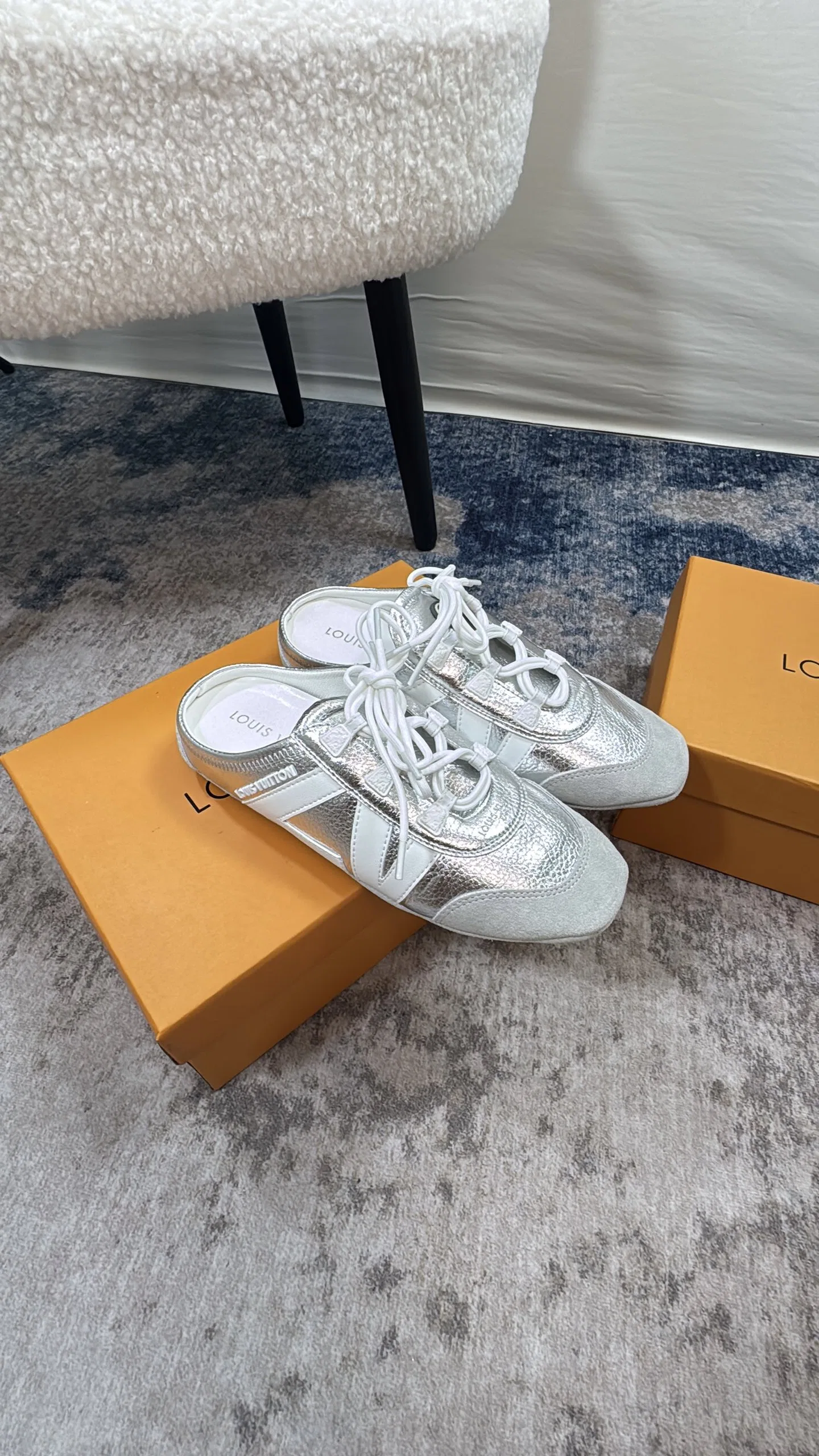 LV 27FW AKUCGHD 066 운동화 6