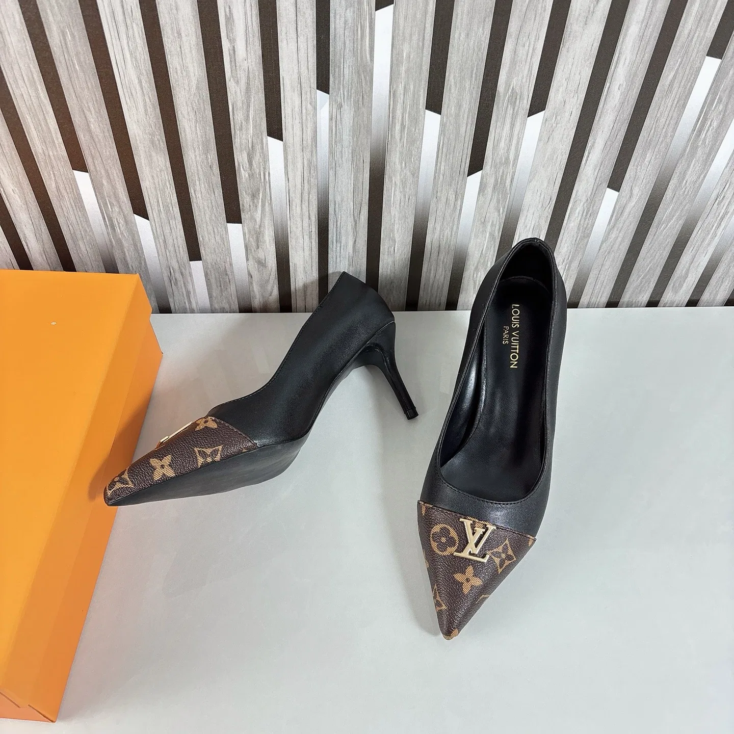 LV 27FW AKUCGHD 096 구두 5