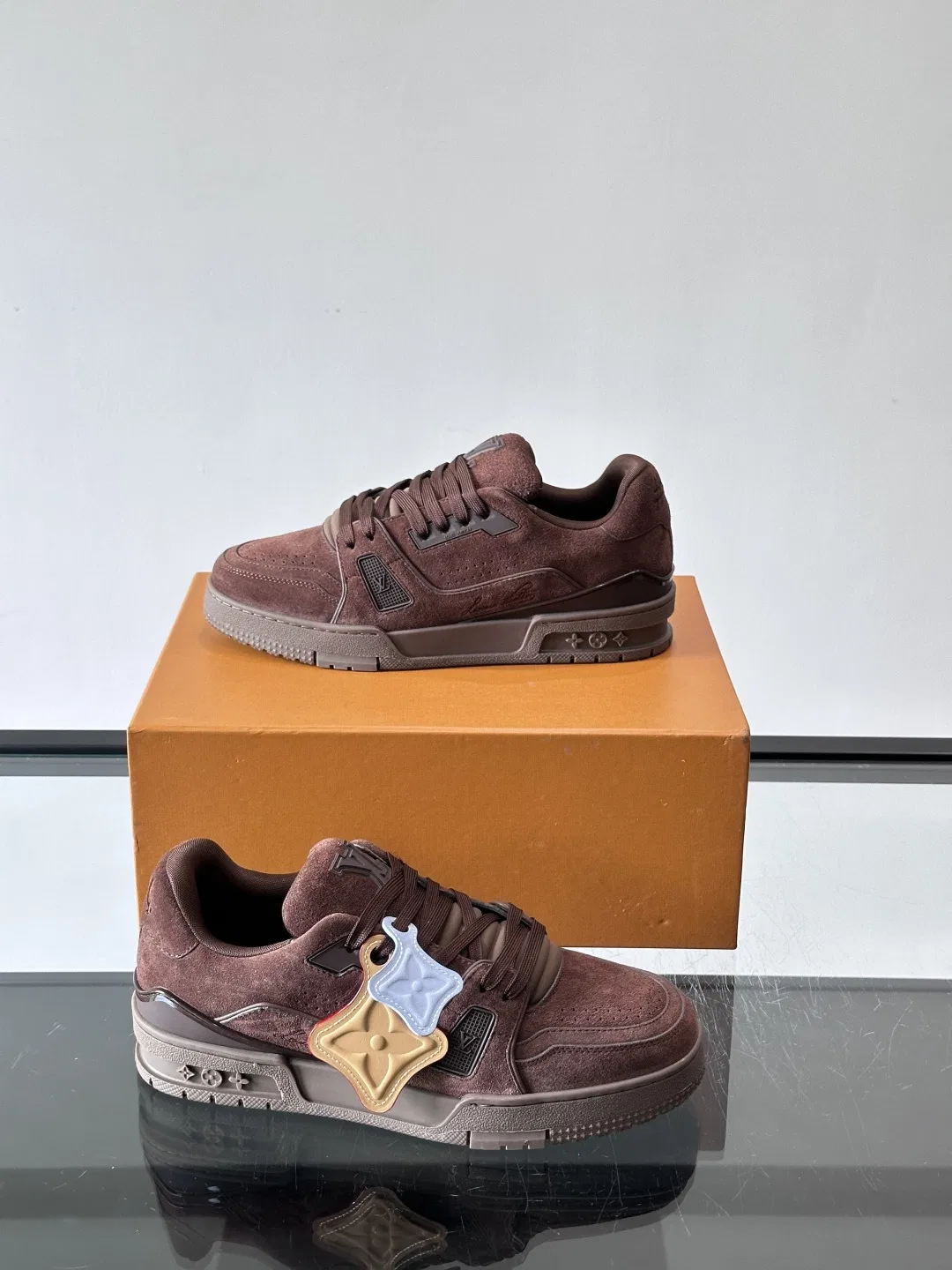 LV 27FW BXZUBKP 002 스니커즈 4