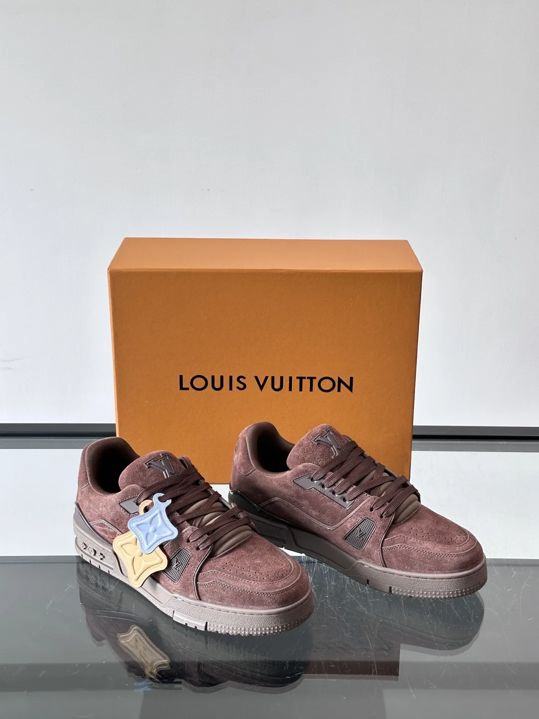 LV 27FW BXZUBKP 002 스니커즈 5